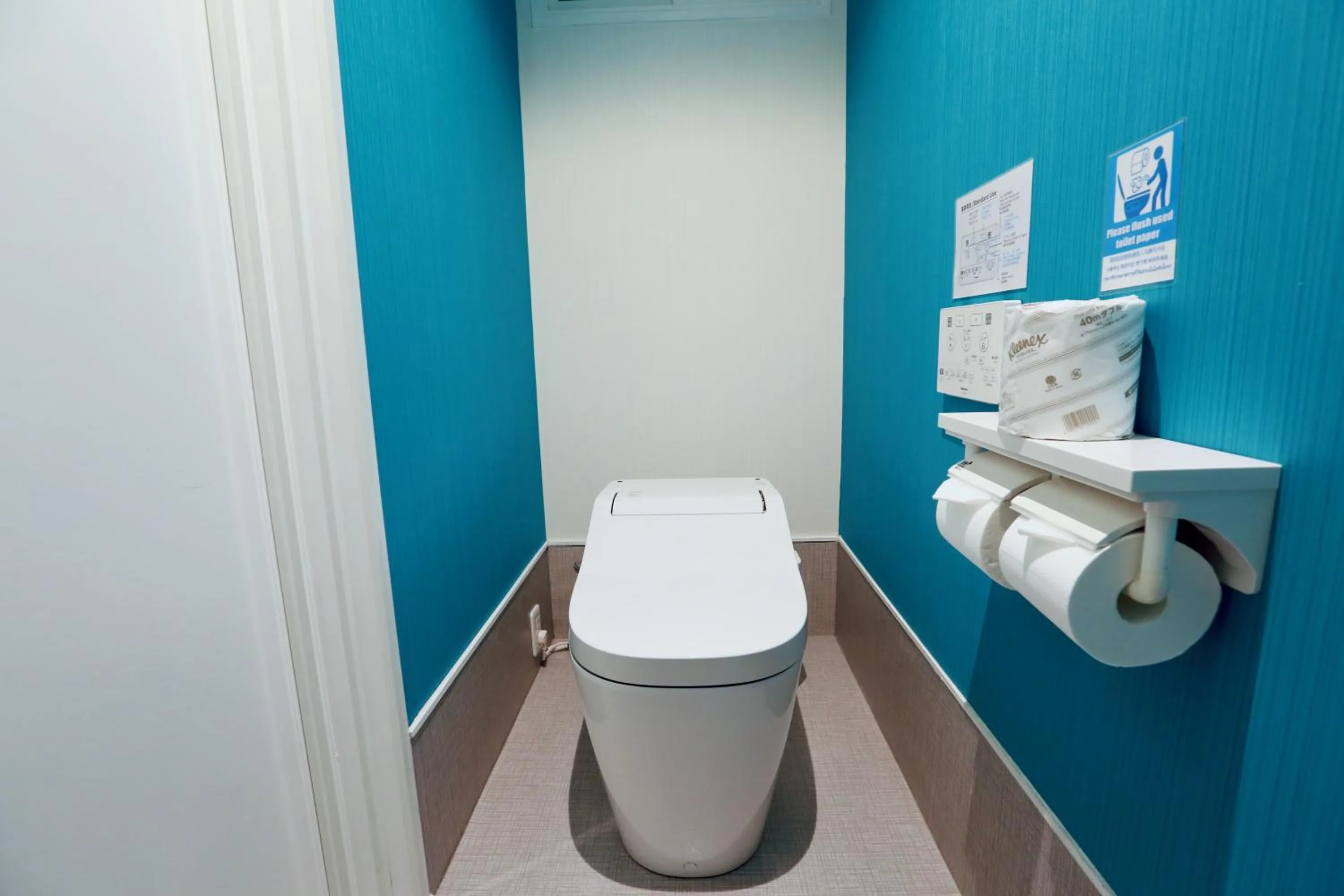 Bathroom in Hotel 88 Shinsaibashi