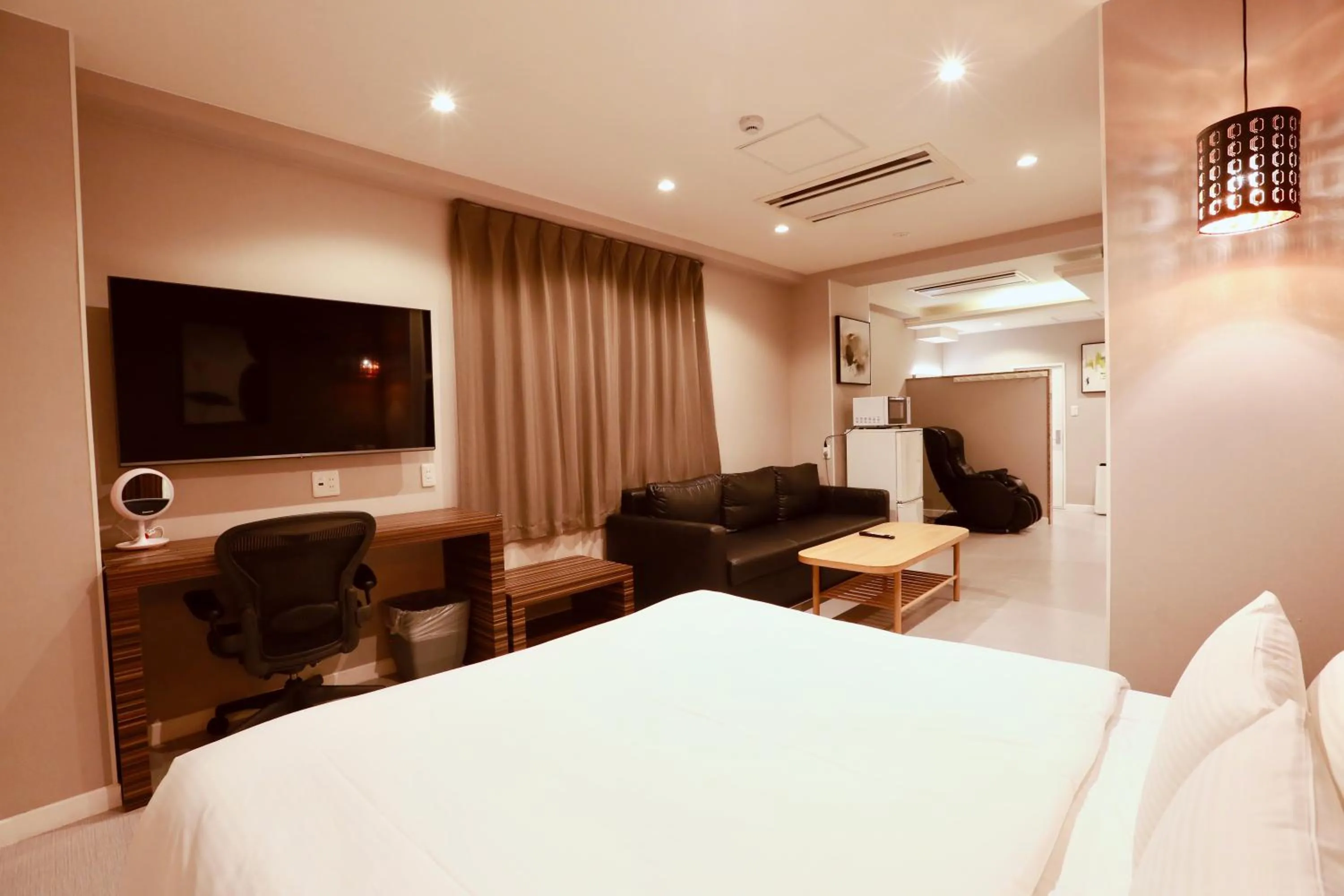 Photo of the whole room, Bed in Hotel 88 Shinsaibashi