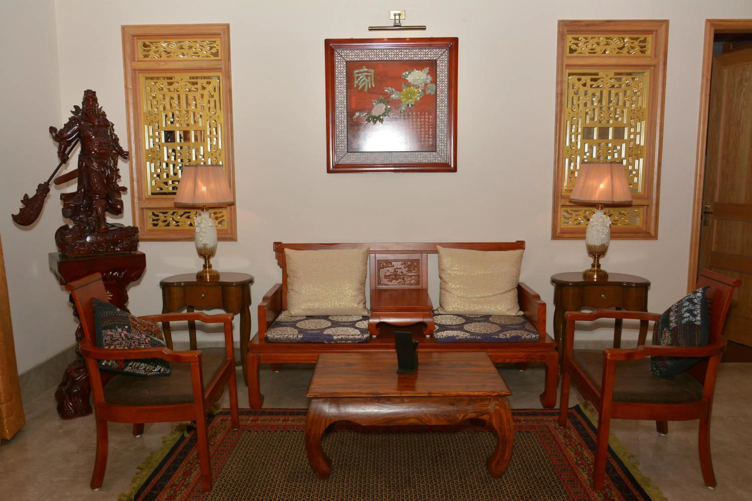 Living room in Indana Palace Jaipur