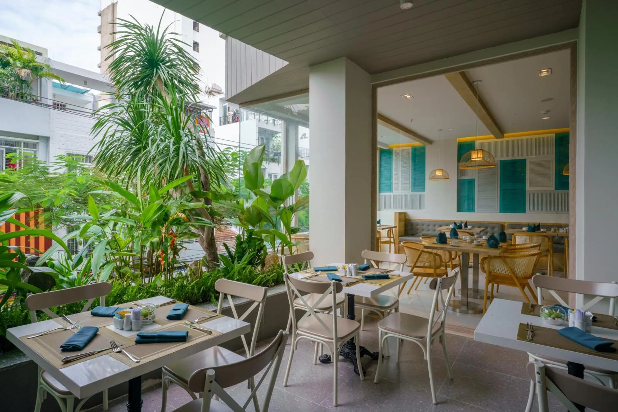 Restaurant/places to eat in Seaesta Nha Trang Hotel
