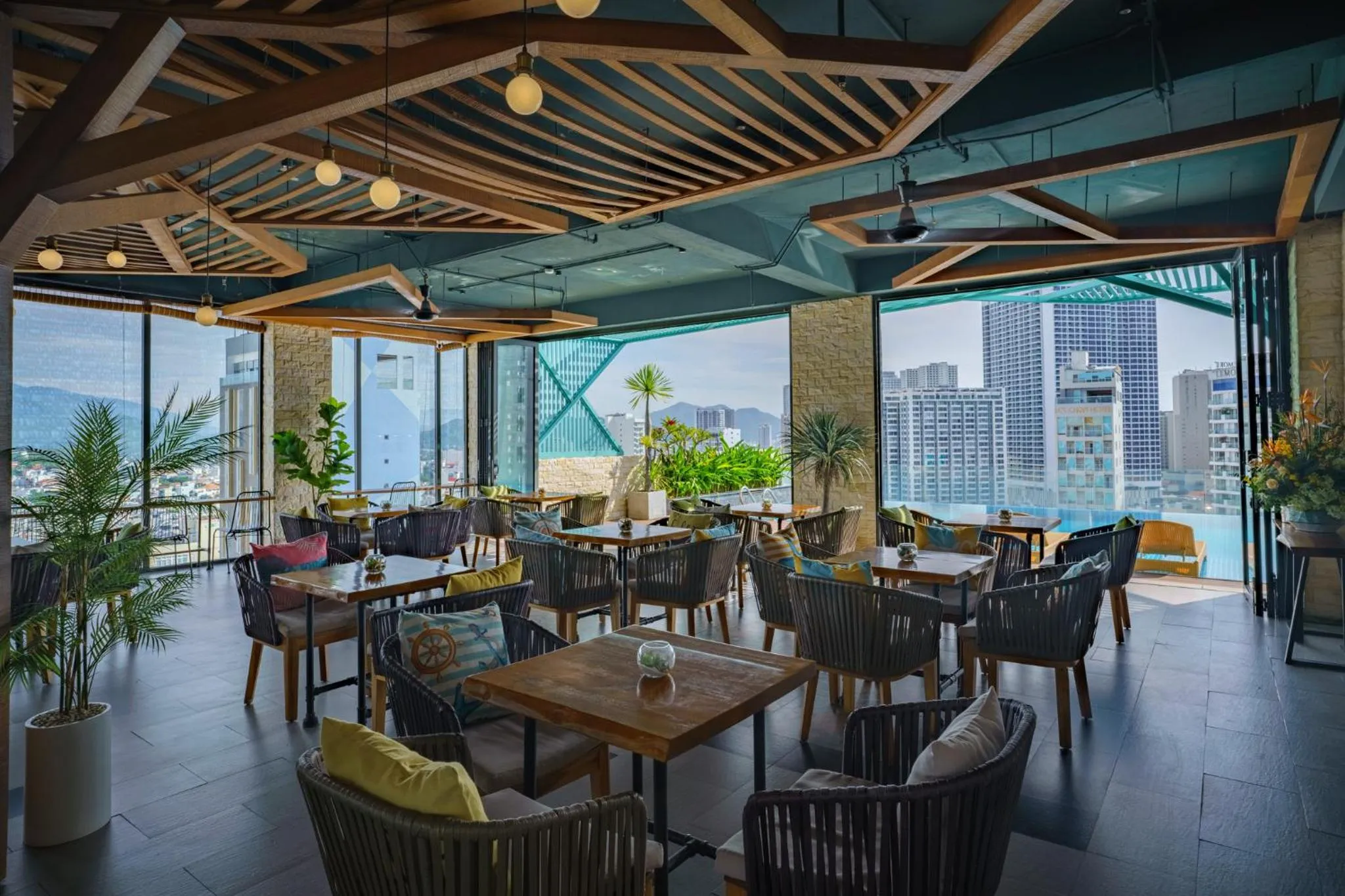 Lounge or bar in Seaesta Nha Trang Hotel