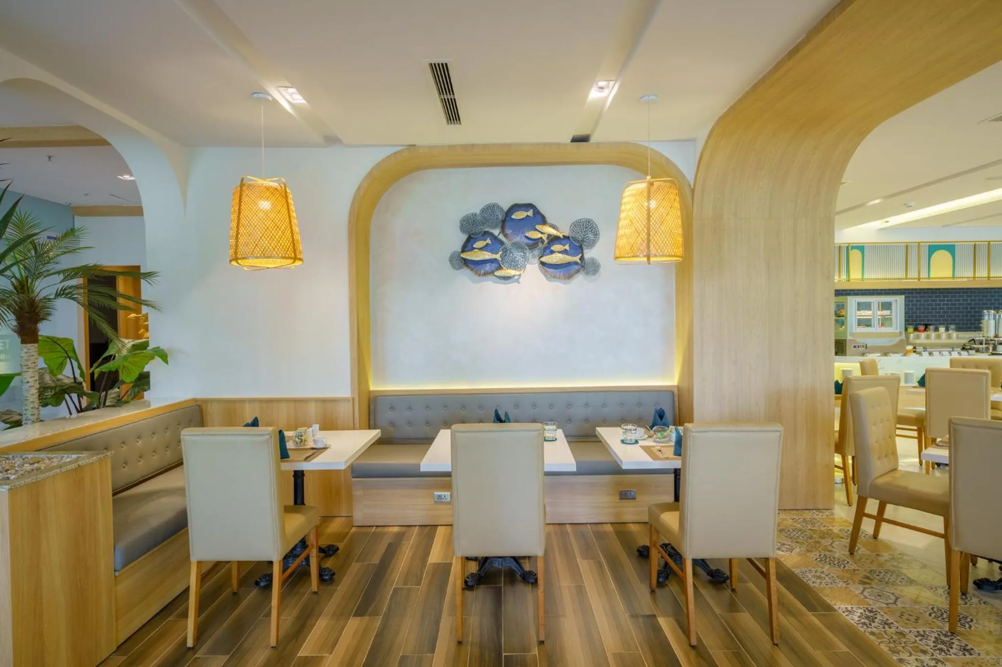 Restaurant/places to eat in Seaesta Nha Trang Hotel