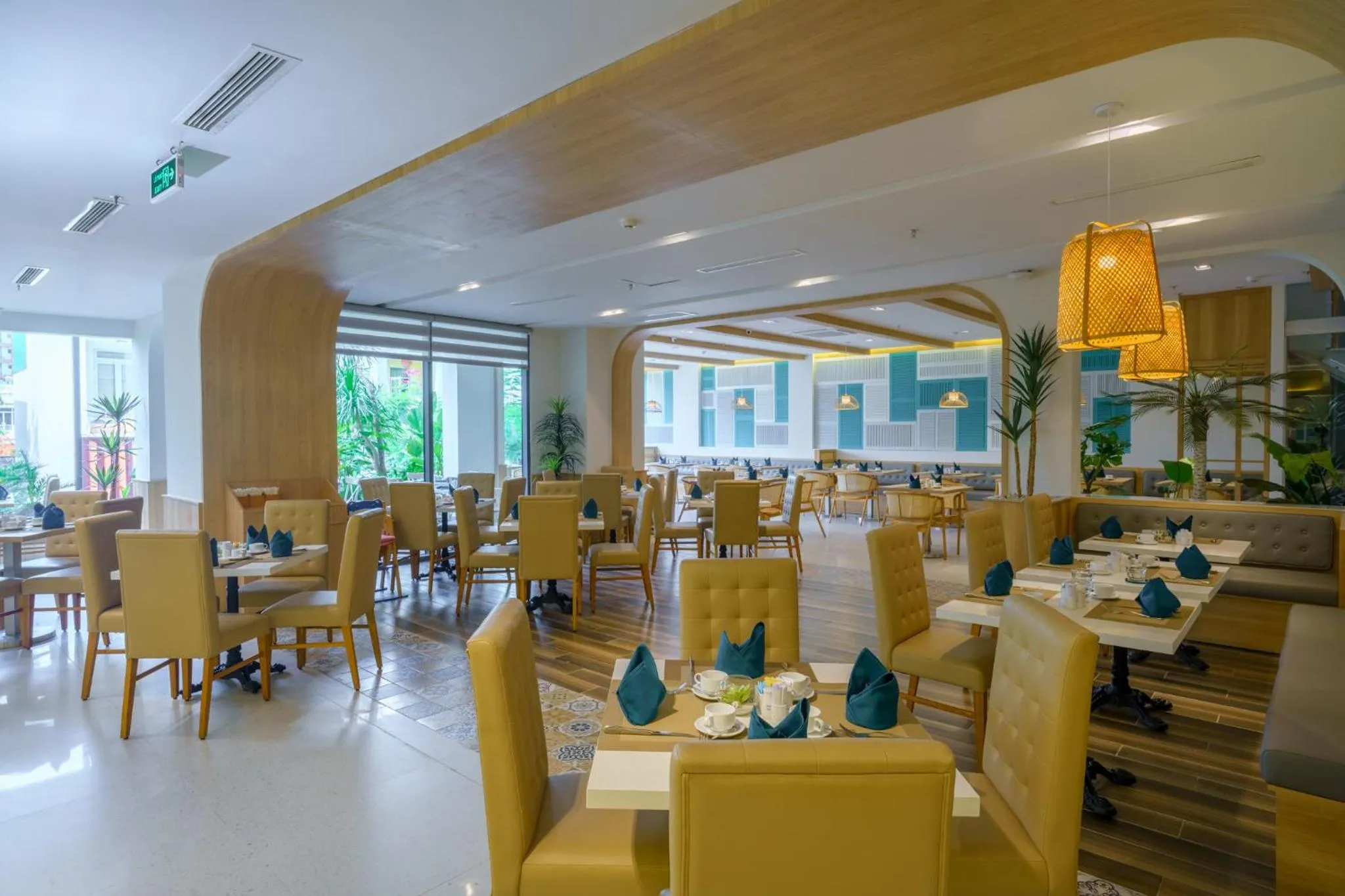 Restaurant/places to eat in Seaesta Nha Trang Hotel