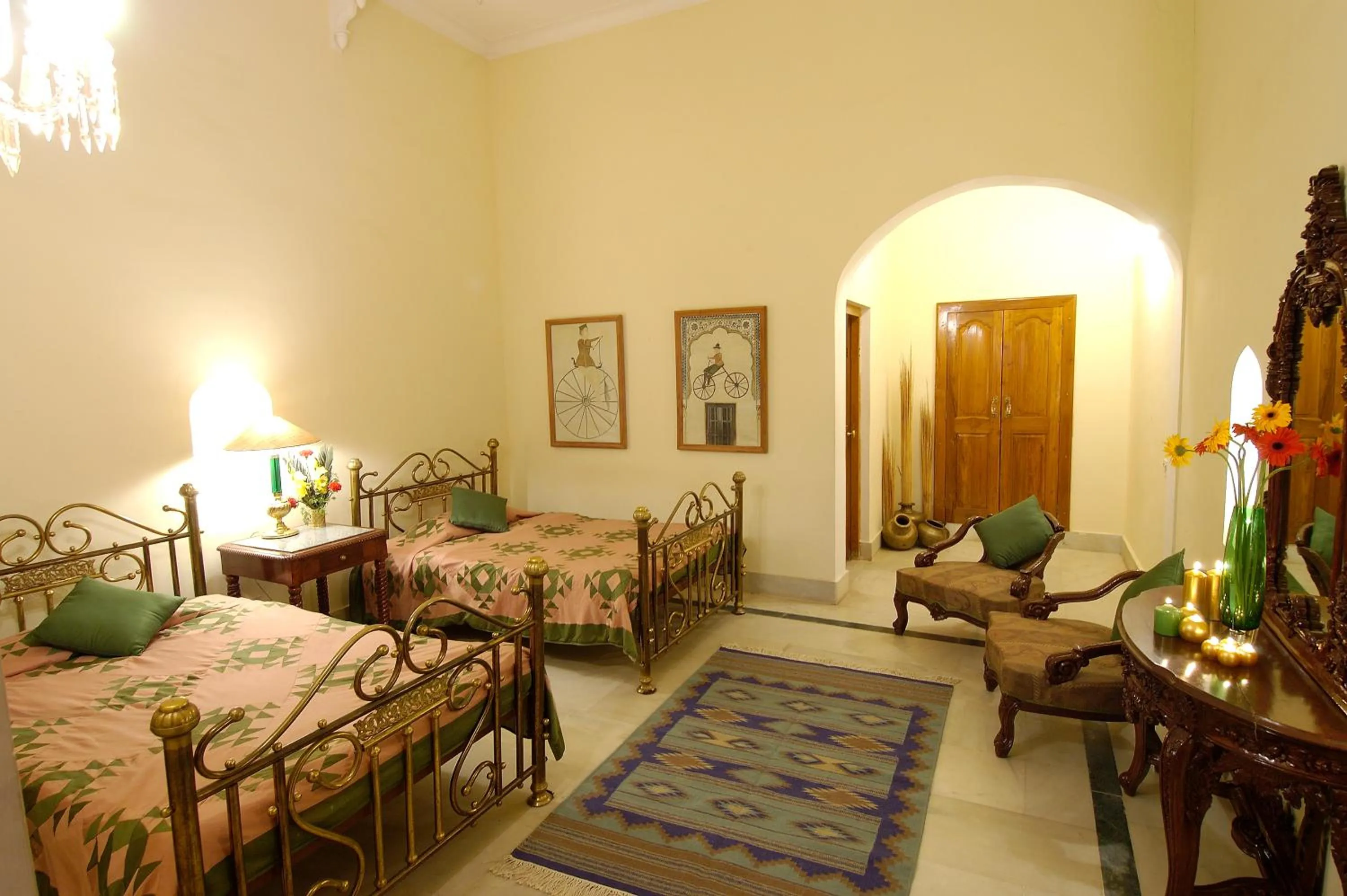 Bed in Hotel Castle Mandawa