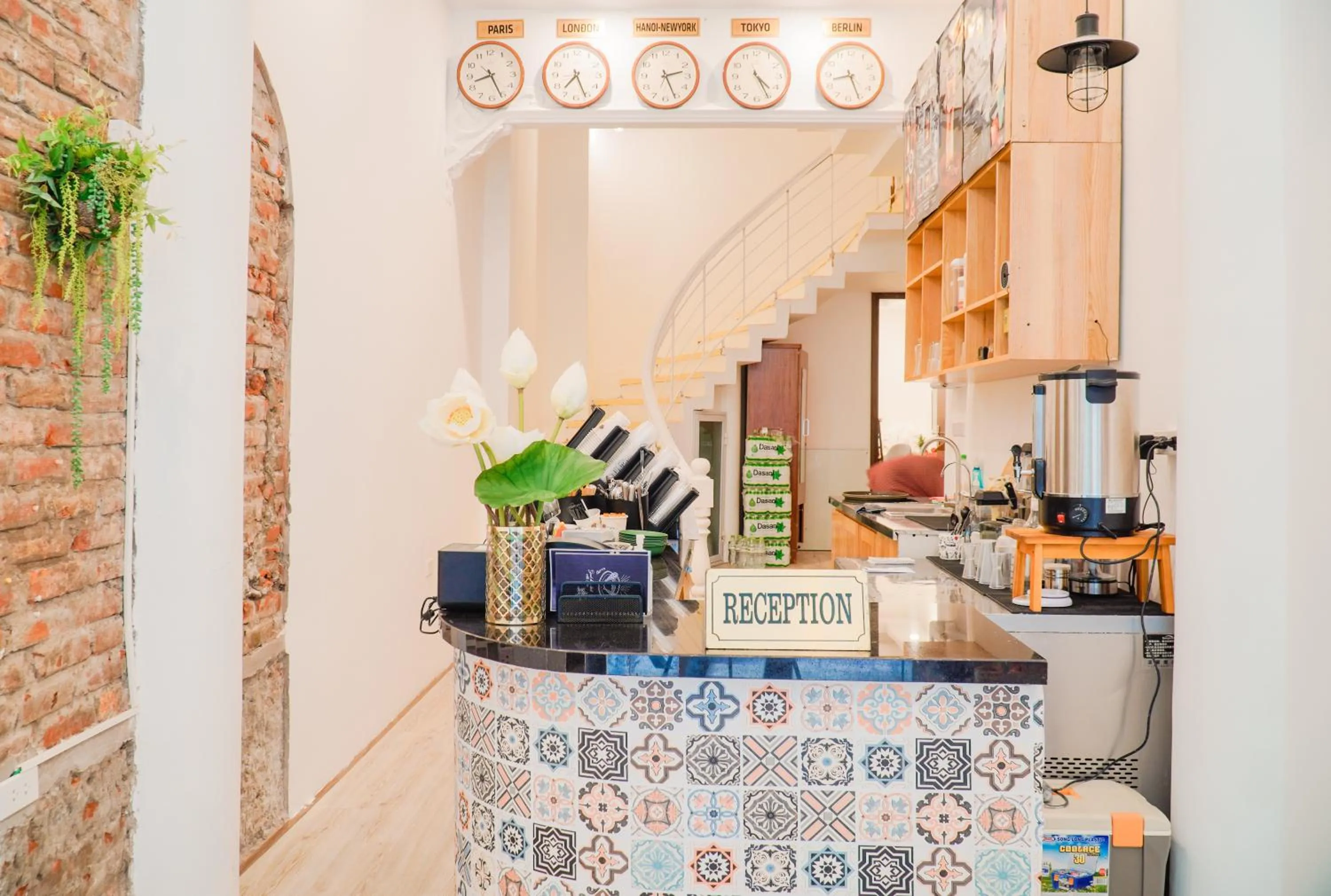 Lobby or reception in Thức at 3am - Old Quarter Hanoi Lotus