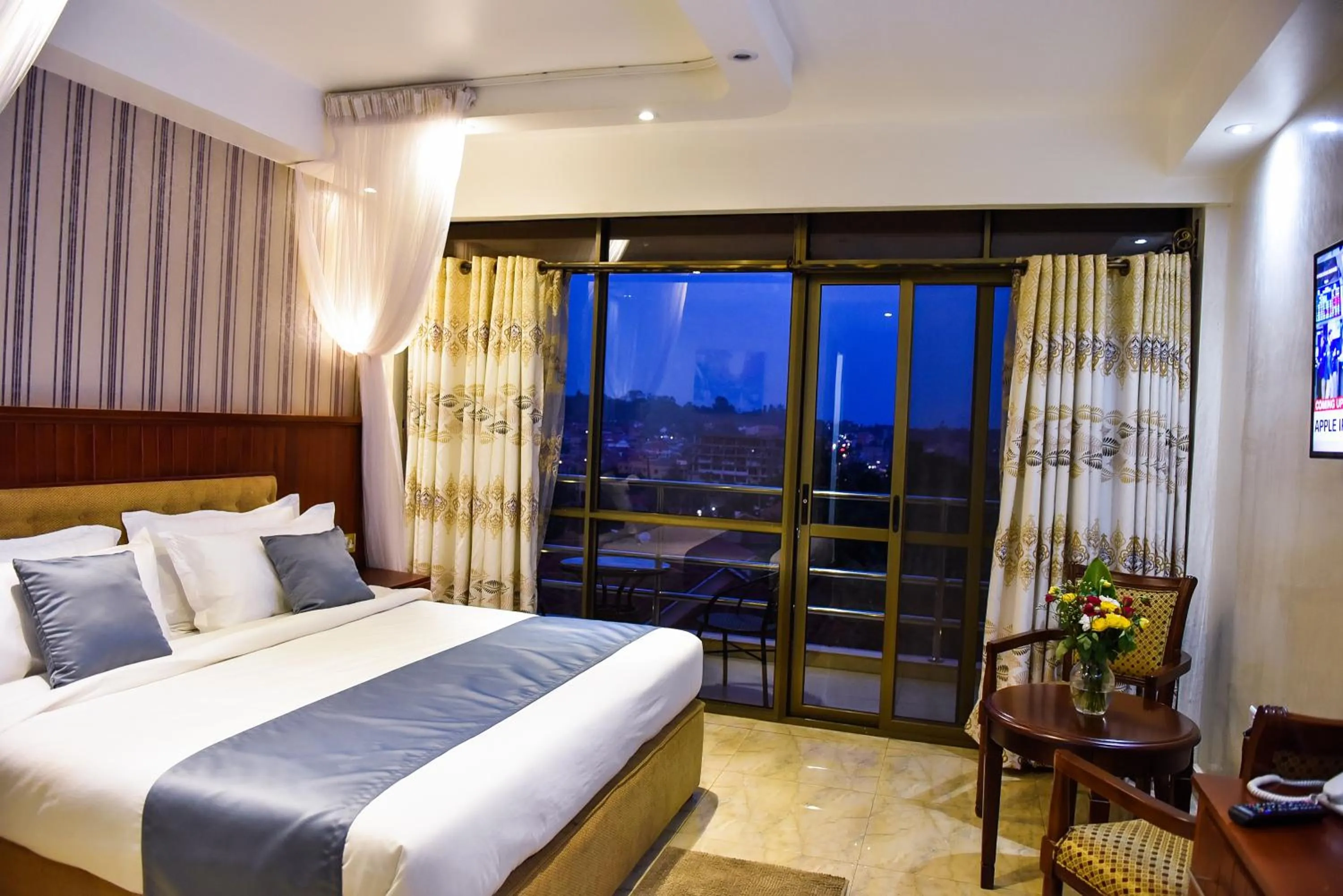 Bed in Interservice Hotel