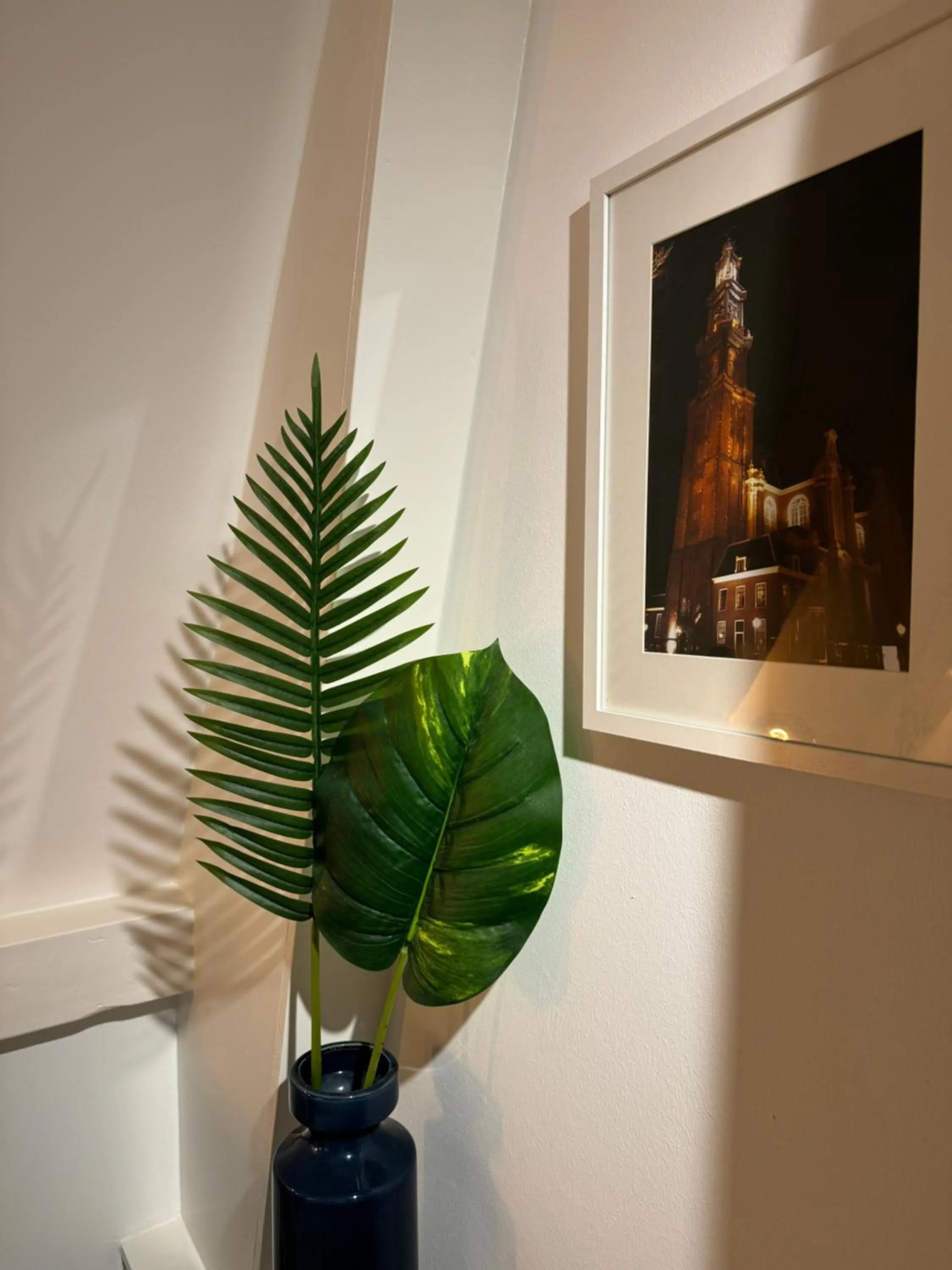 Decorative detail in Nine Streets Inn