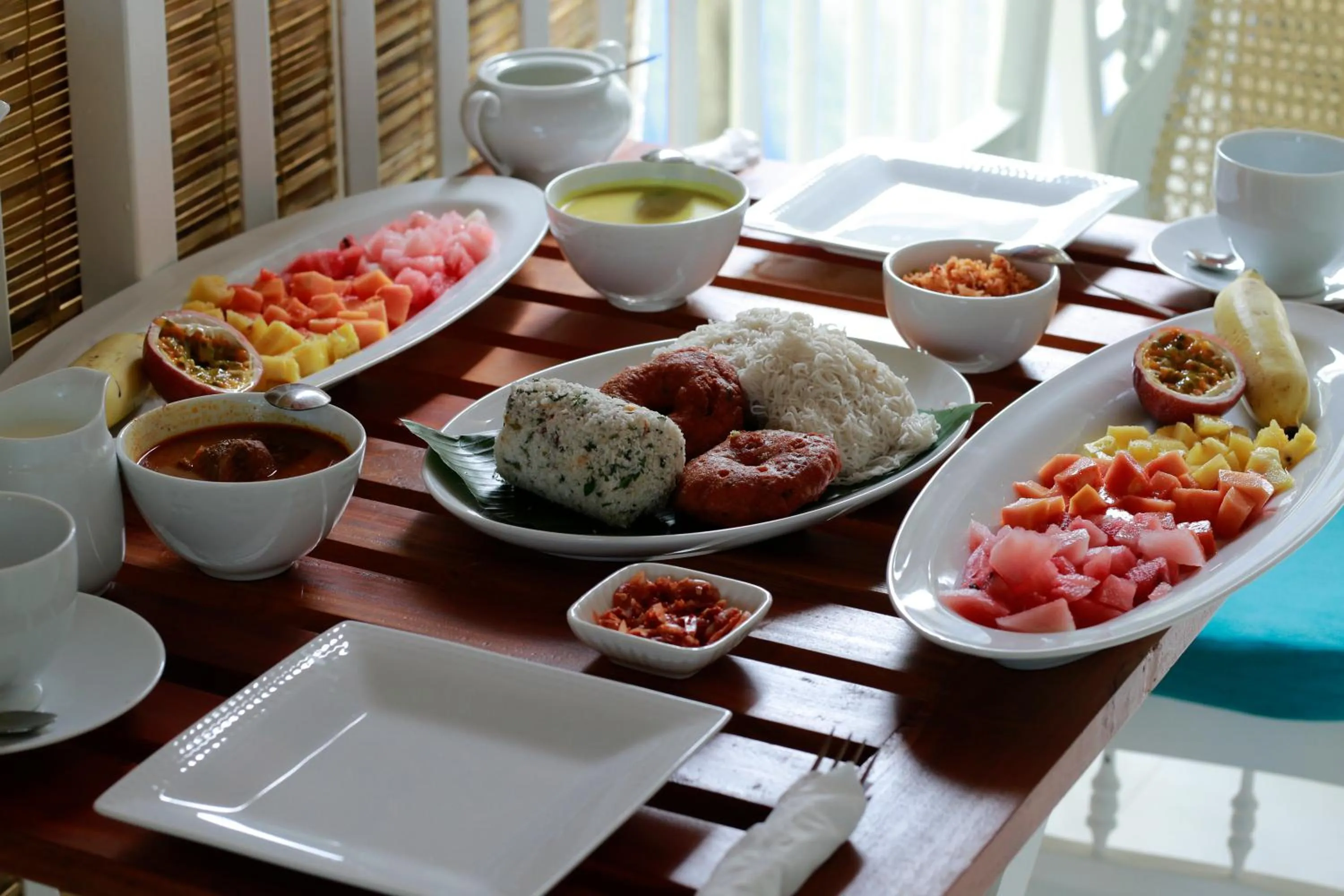 Asian breakfast in Fort Heaven - Galle Fort