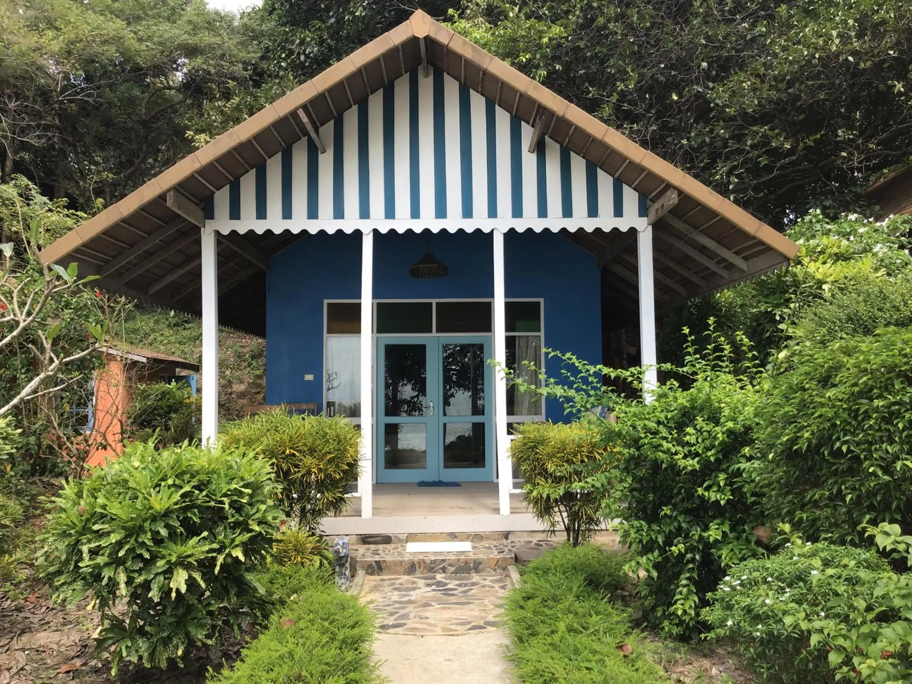 Heaven Beach Resort & Art