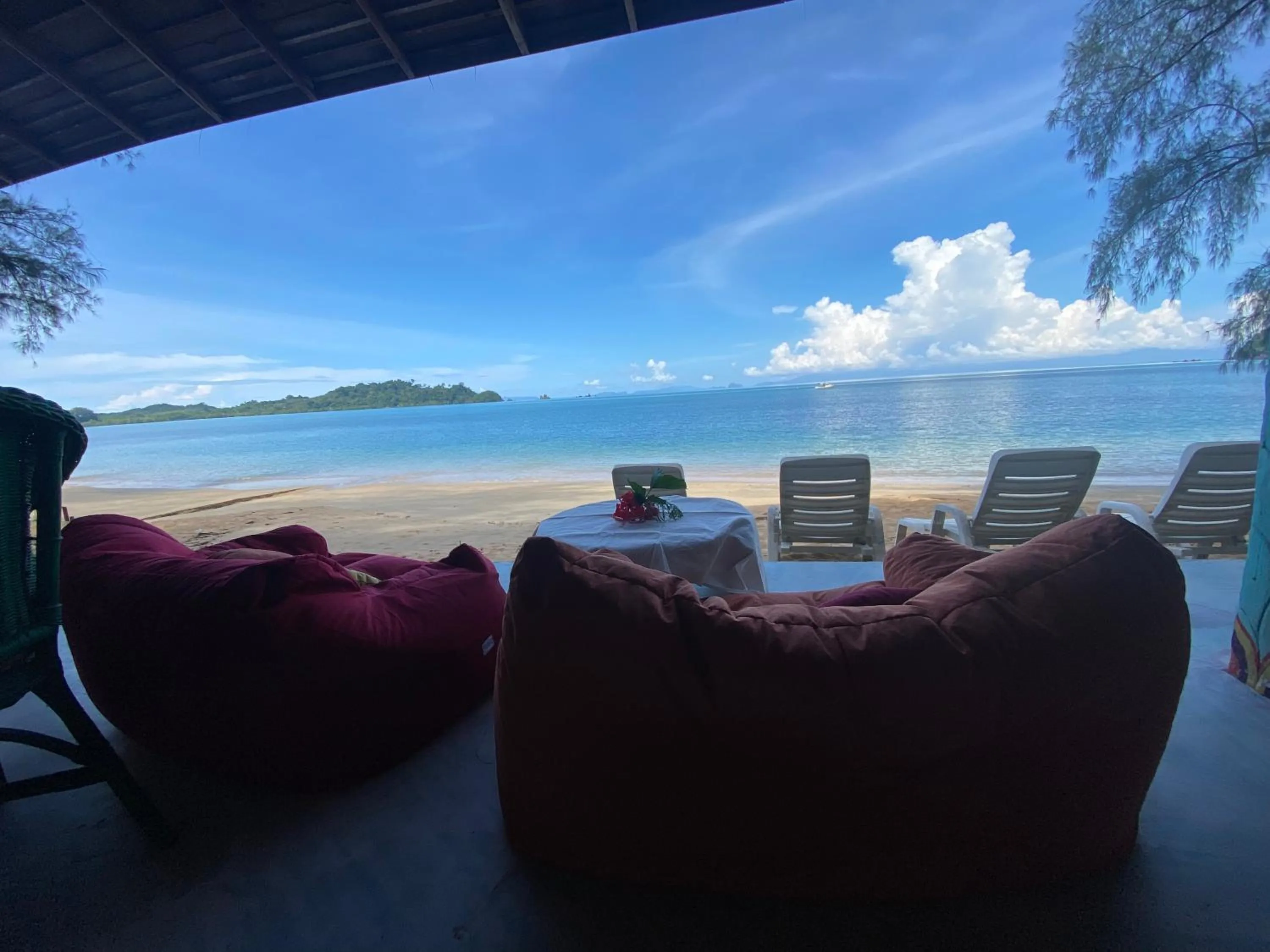 Heaven Beach Resort & Art