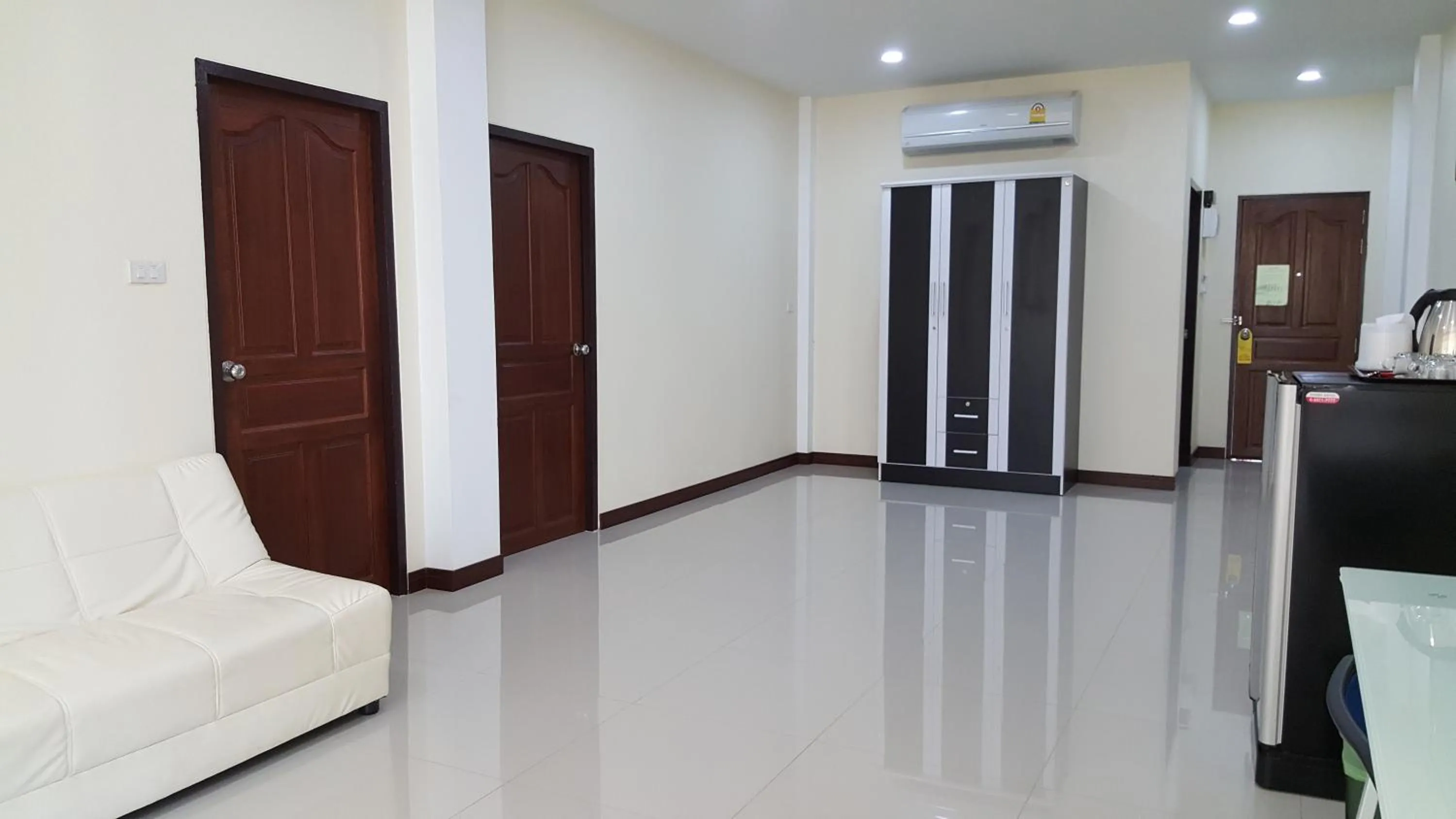 Charoensuk Grand Hotel