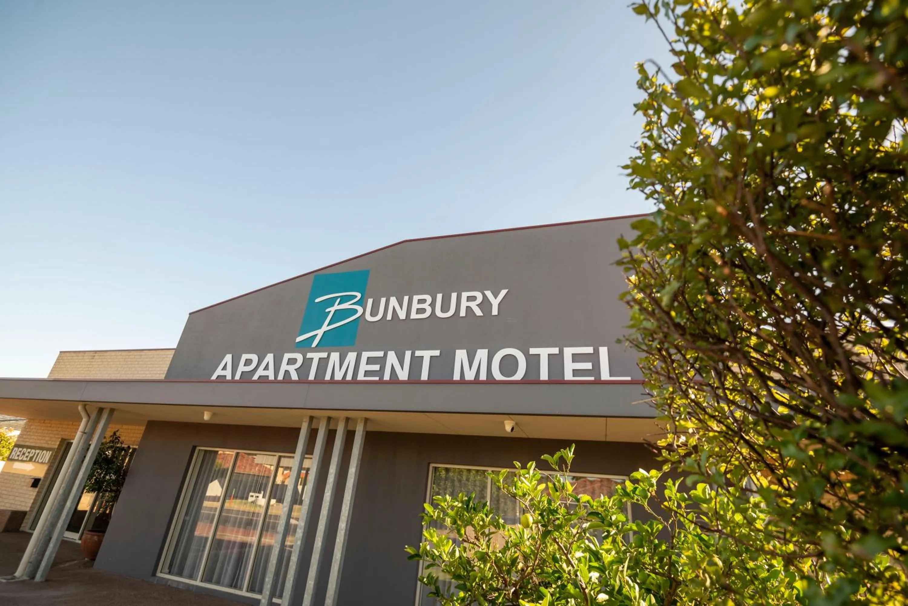 Property building in Bunbury Motel and Apartments