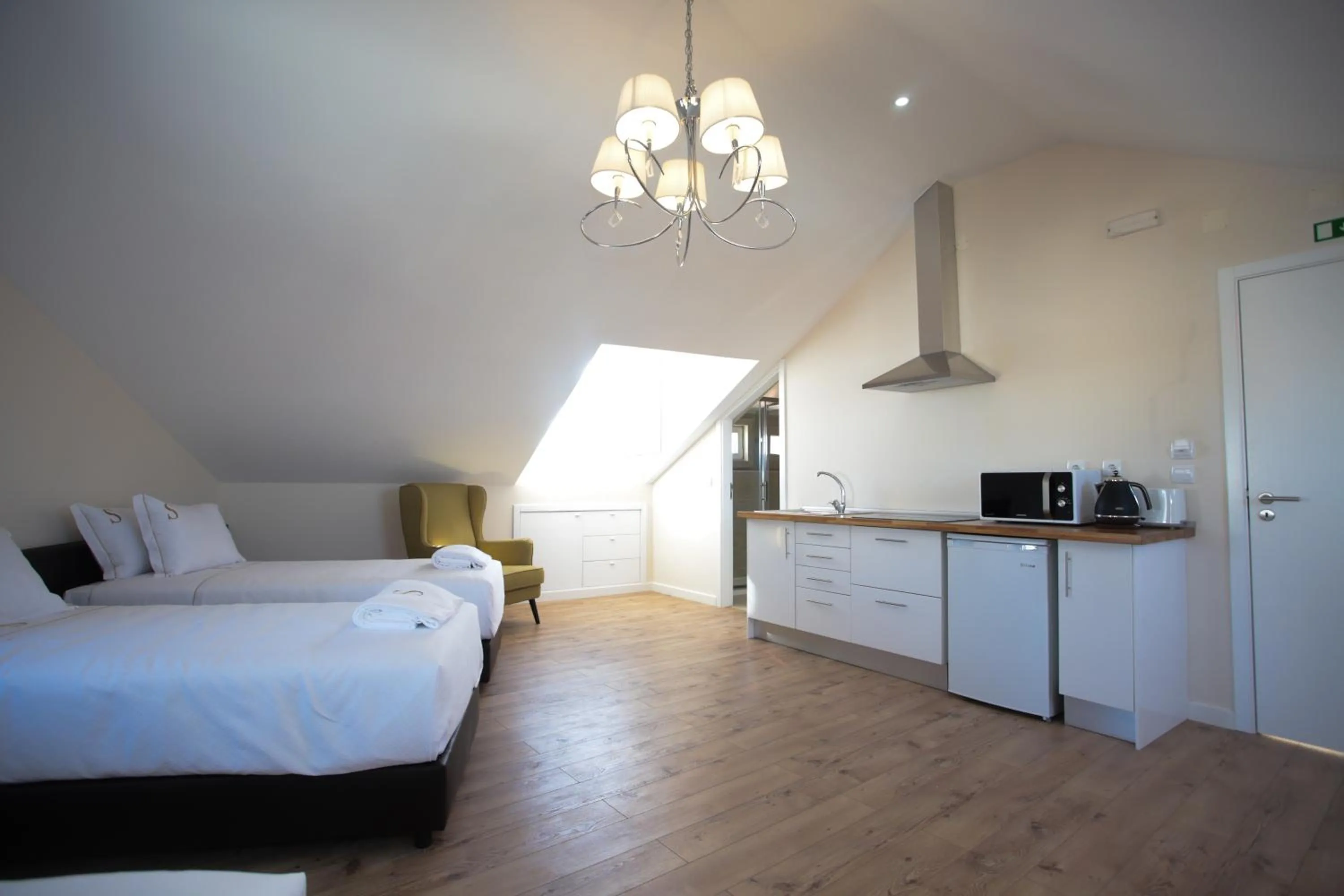 Bed in Suites Guest House