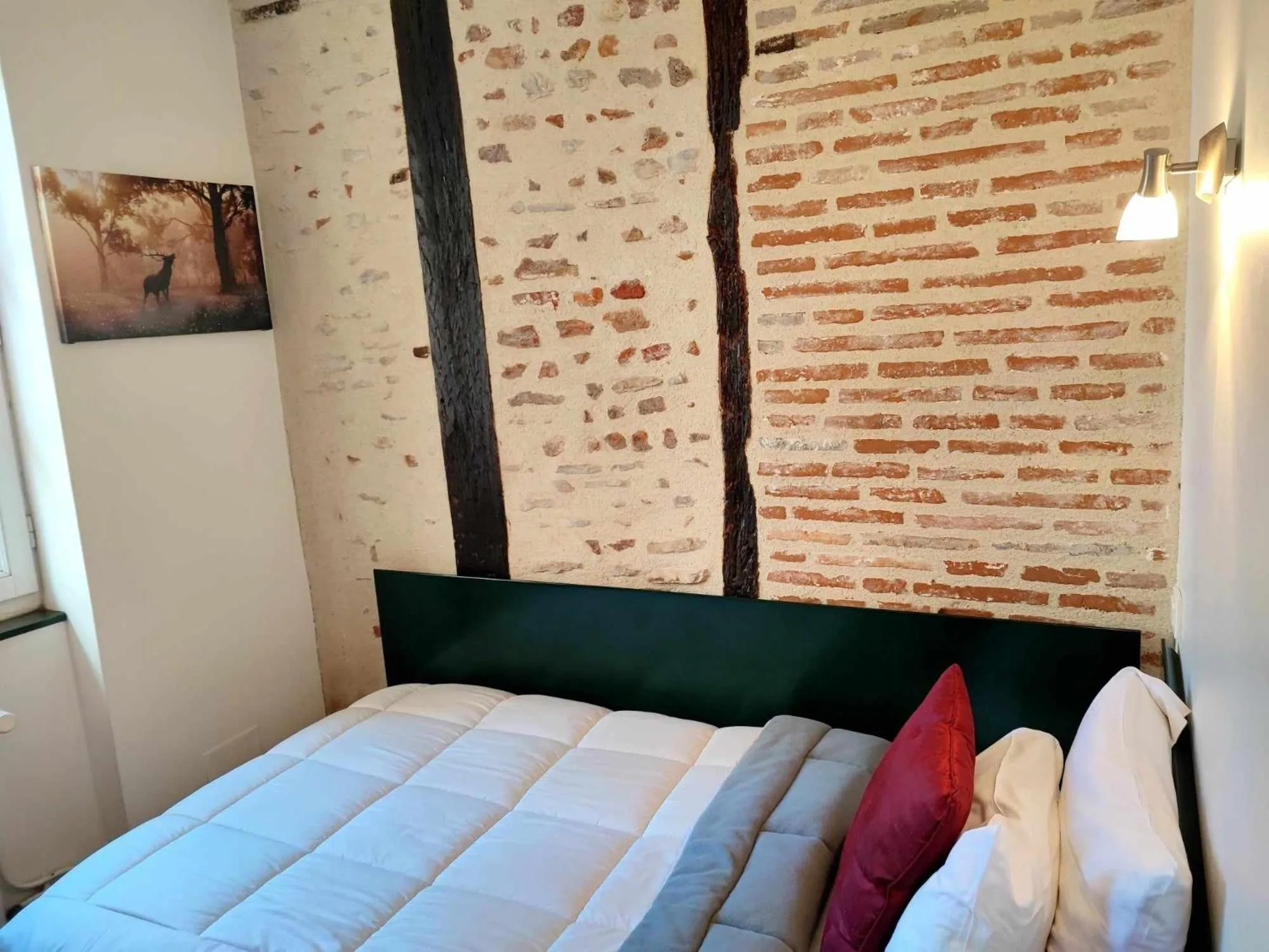 Bedroom in Hôtel Jean XXII