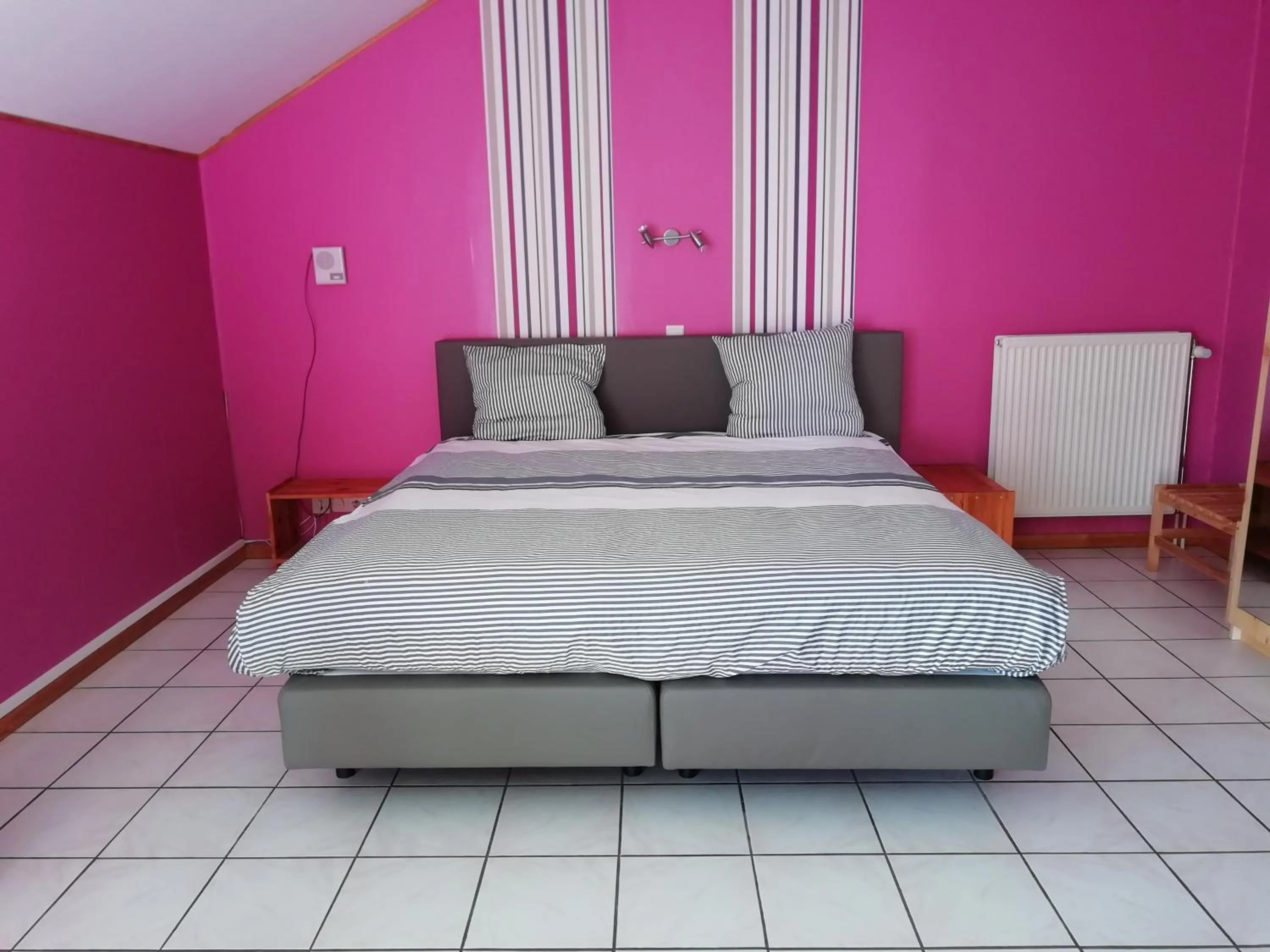 Bedroom, Bed in Hotel Dry Les Courtis