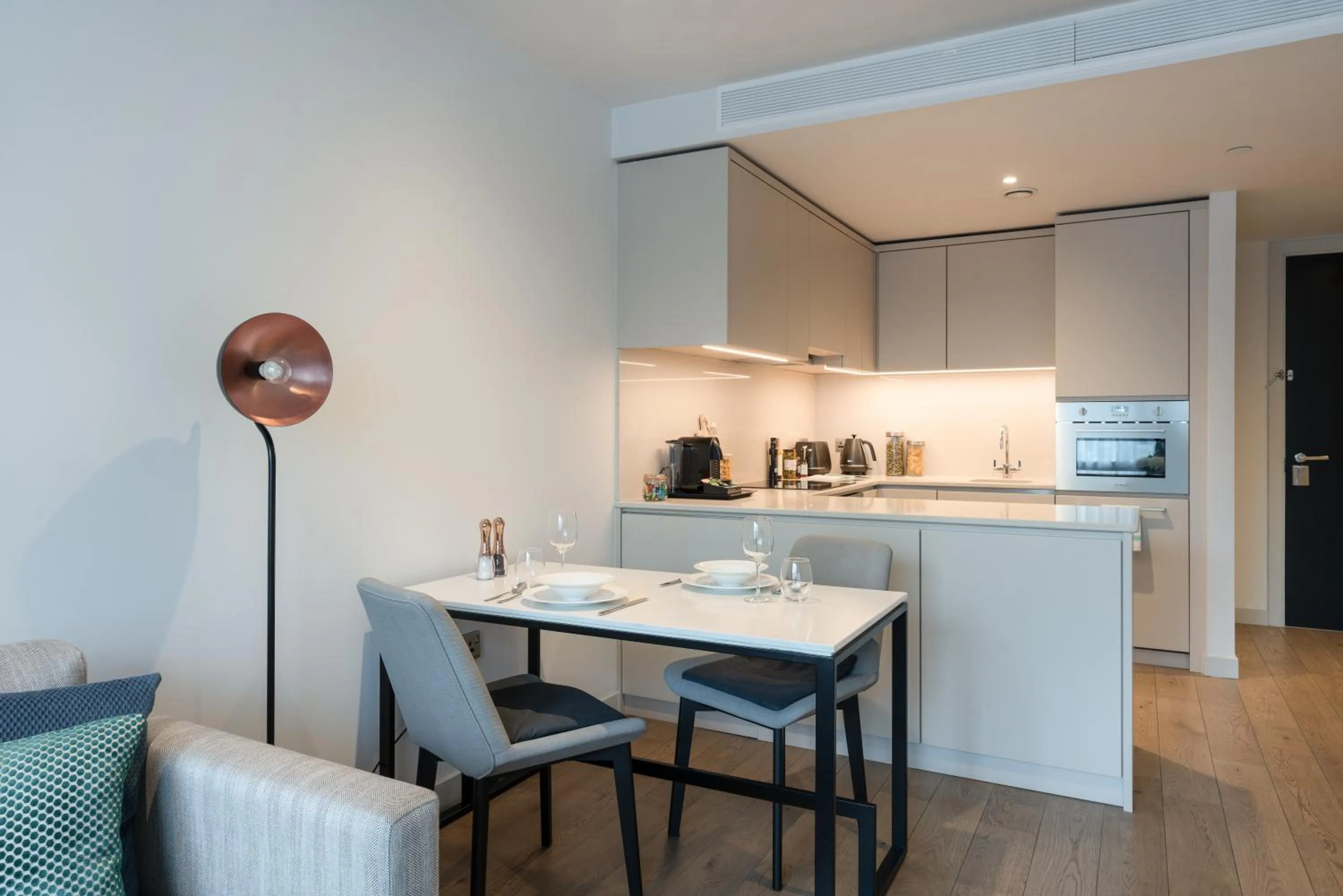 Kitchen or kitchenette in CitySuites Aparthotel