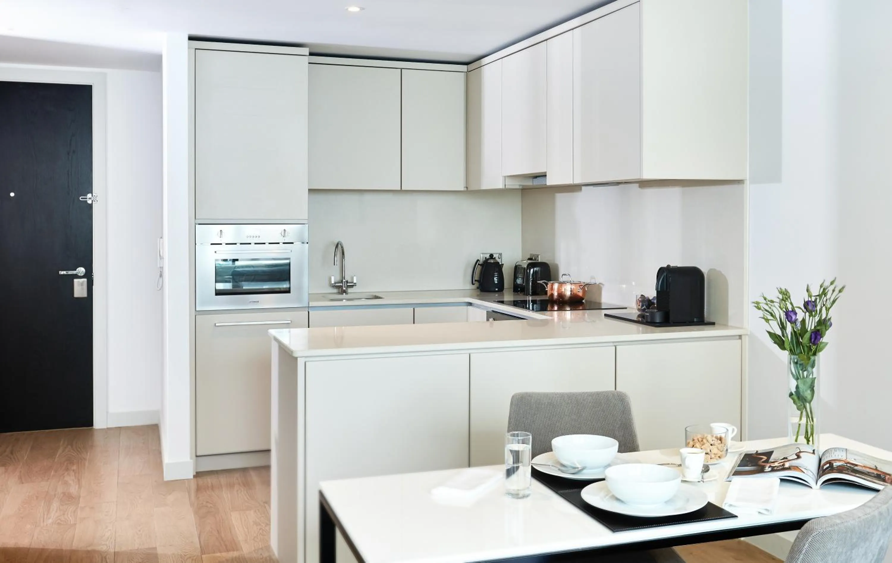 Kitchen or kitchenette in CitySuites Aparthotel