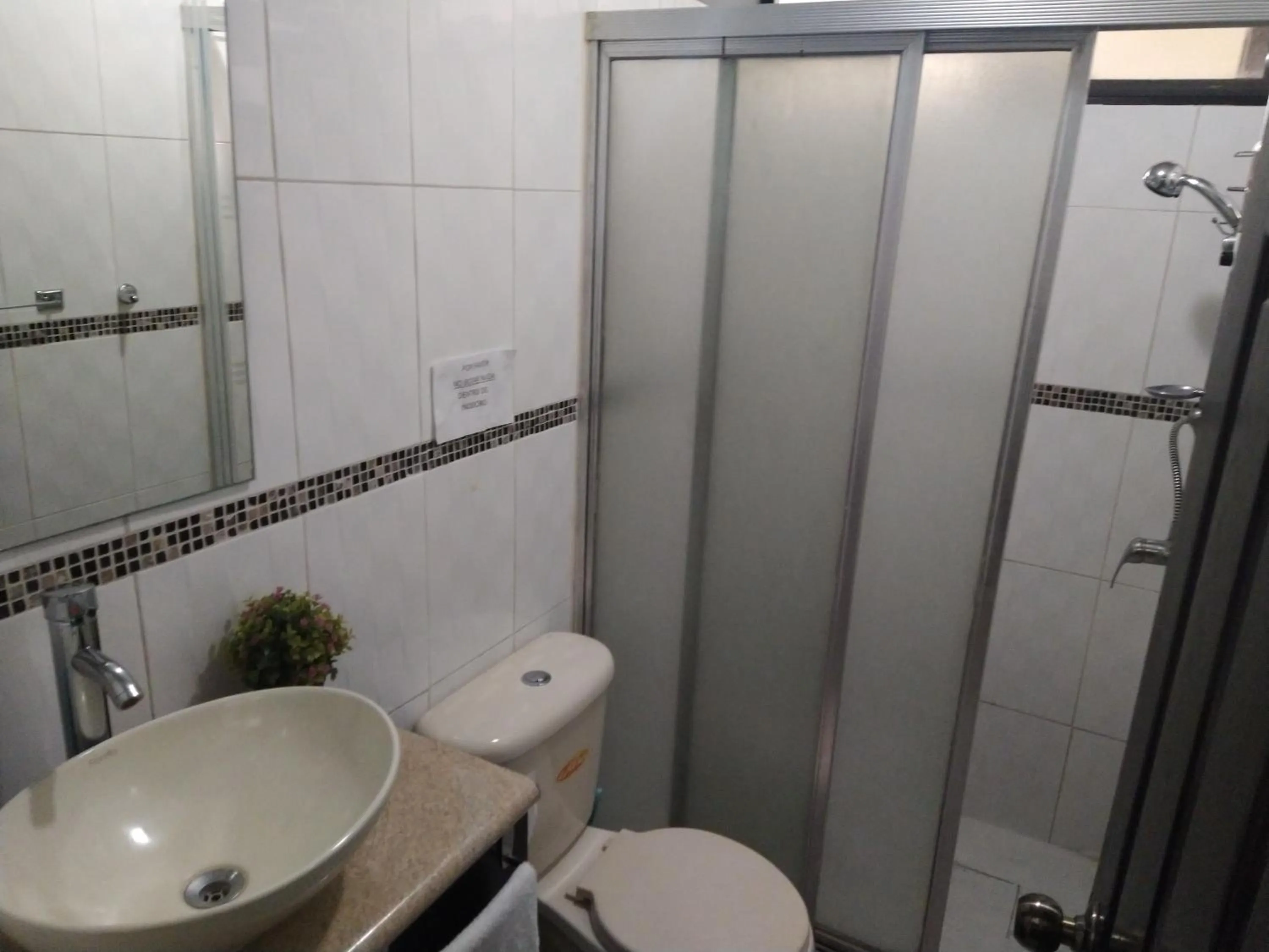 Bathroom in Hotel Antiguo