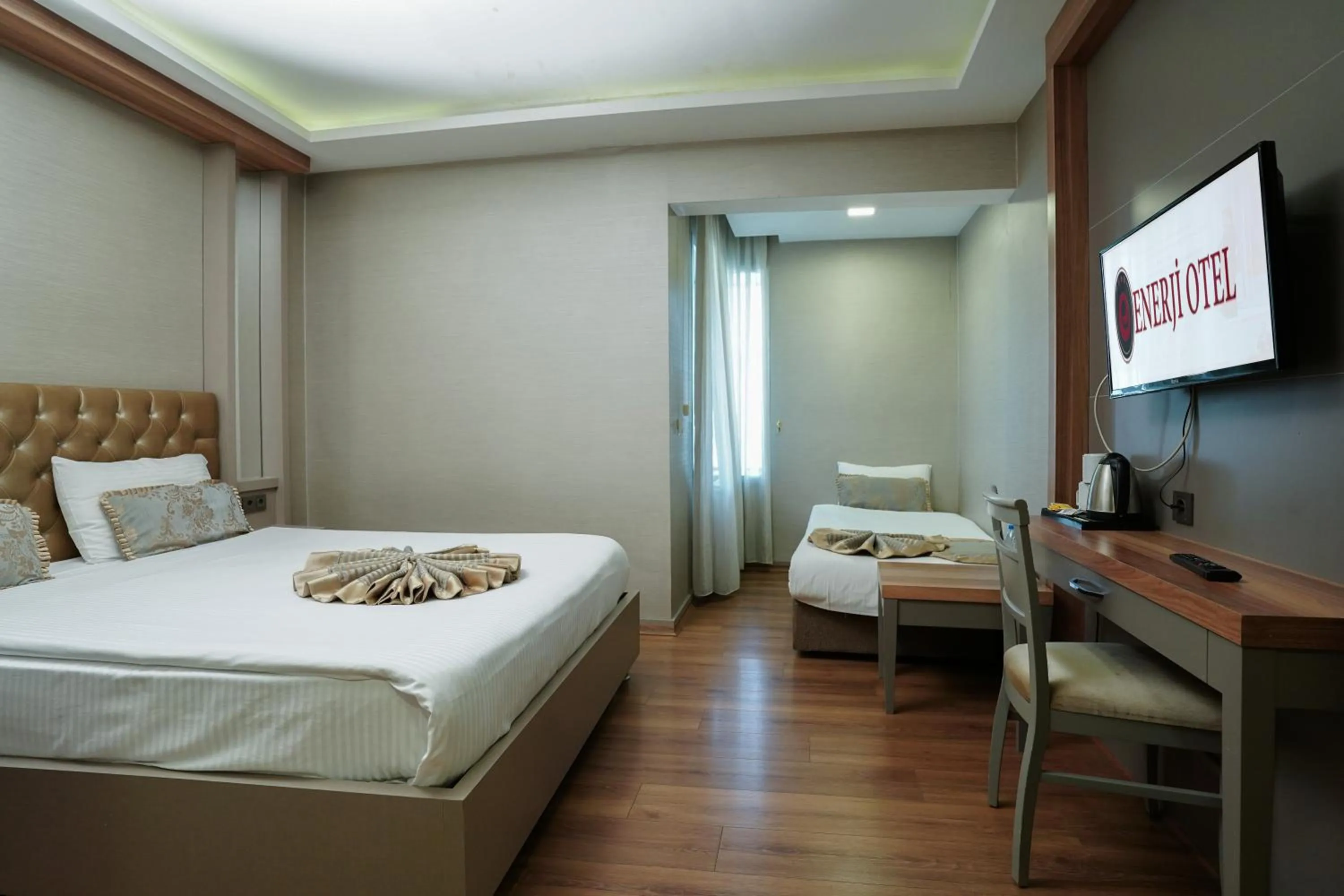 Bedroom, Bed in Enerji Otel