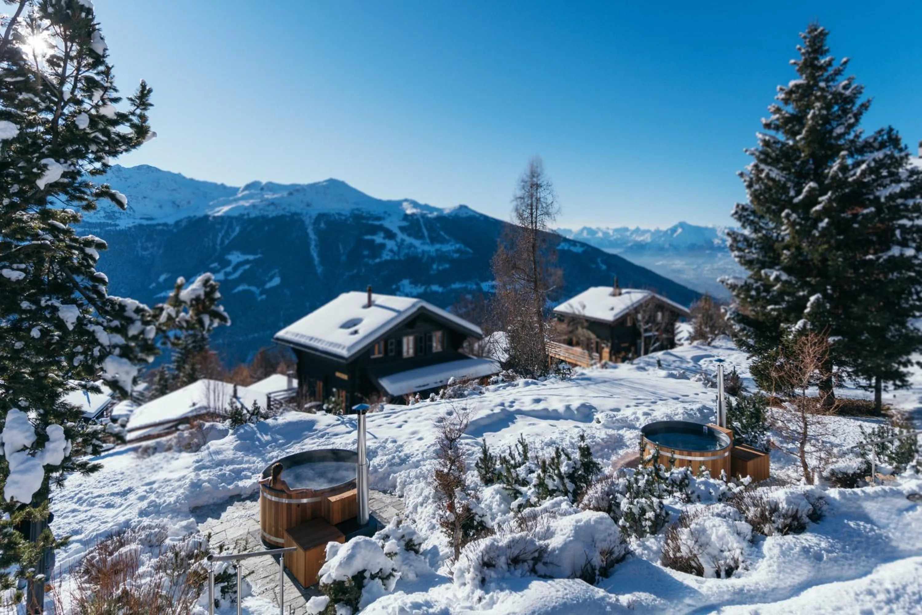 Open Air Bath in Chandolin Boutique Hotel