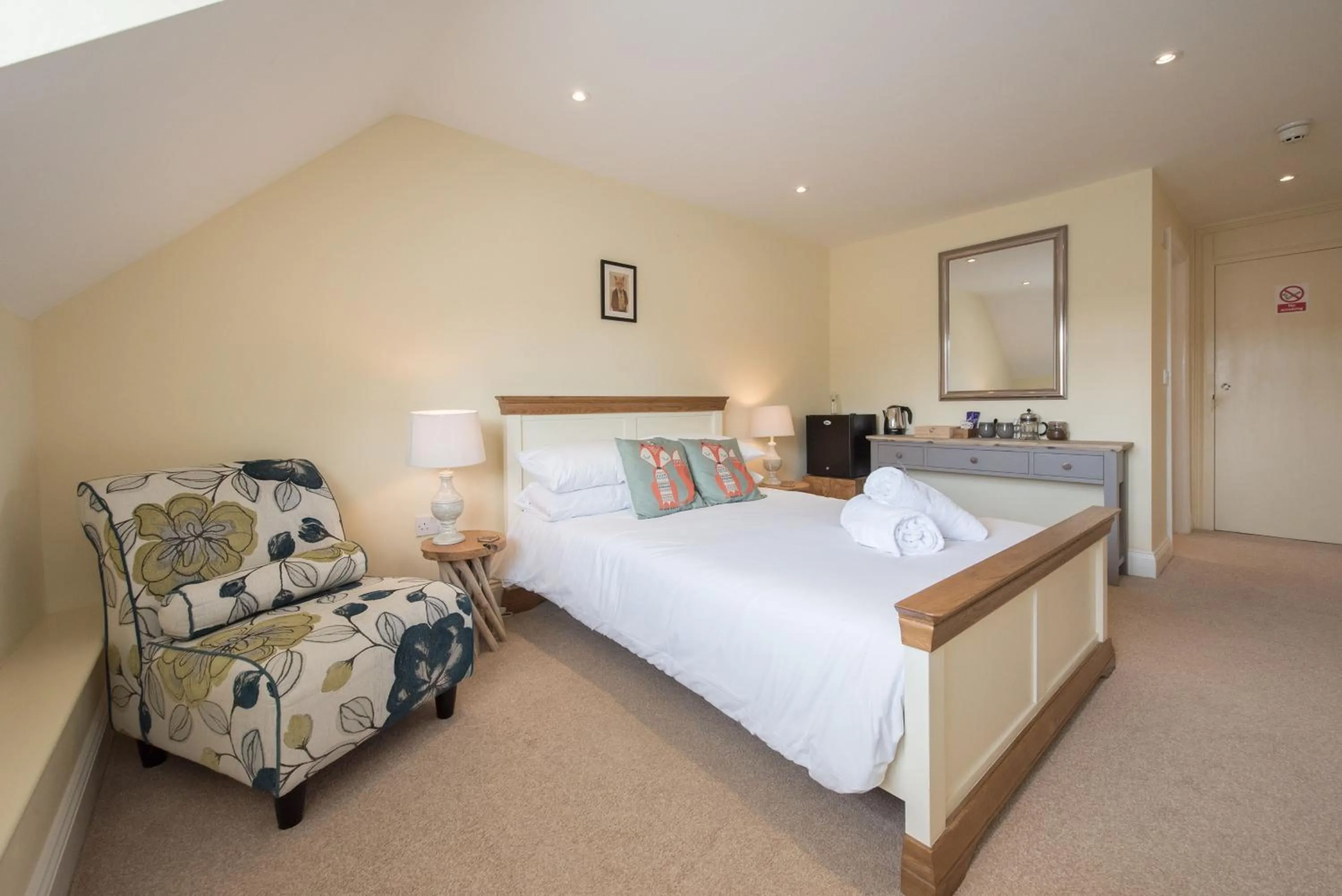 Bed in The Lodge at Broadway