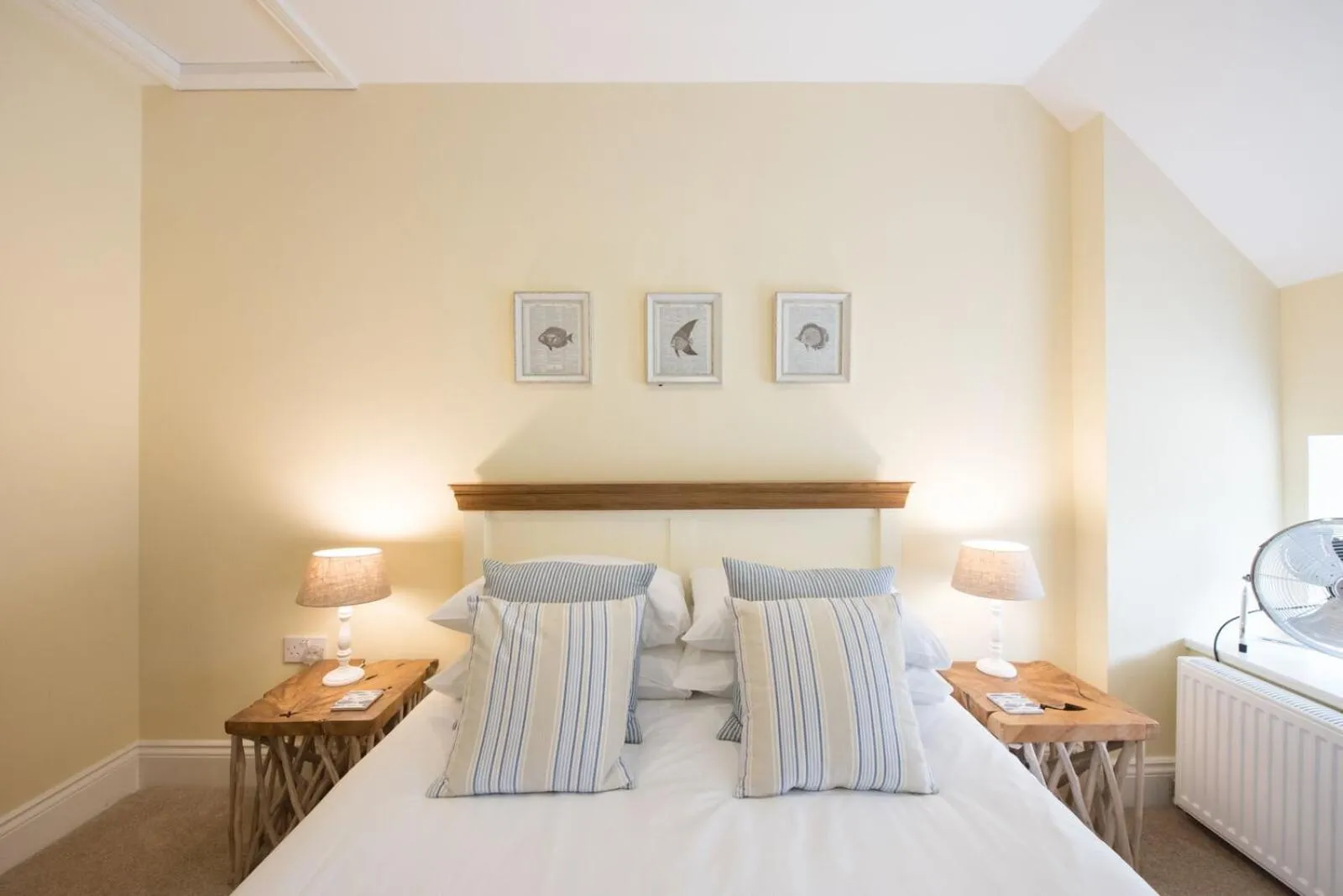 Bed in The Lodge at Broadway