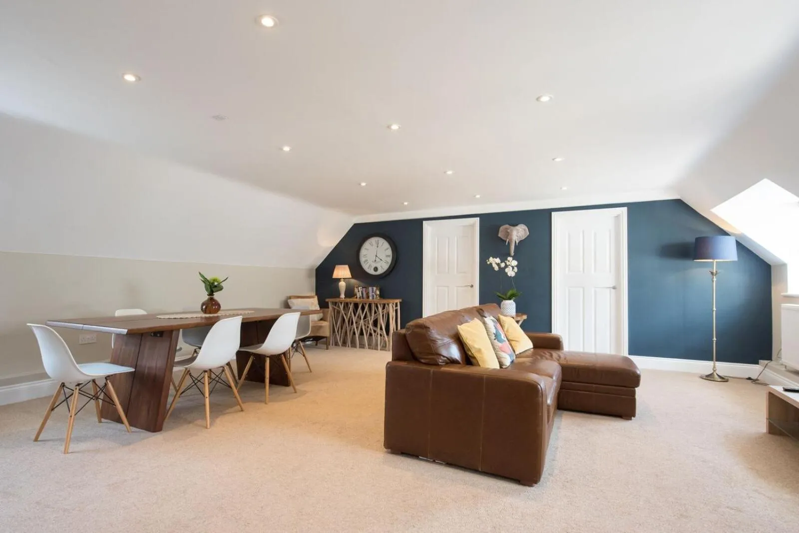 The Lodge at Broadway