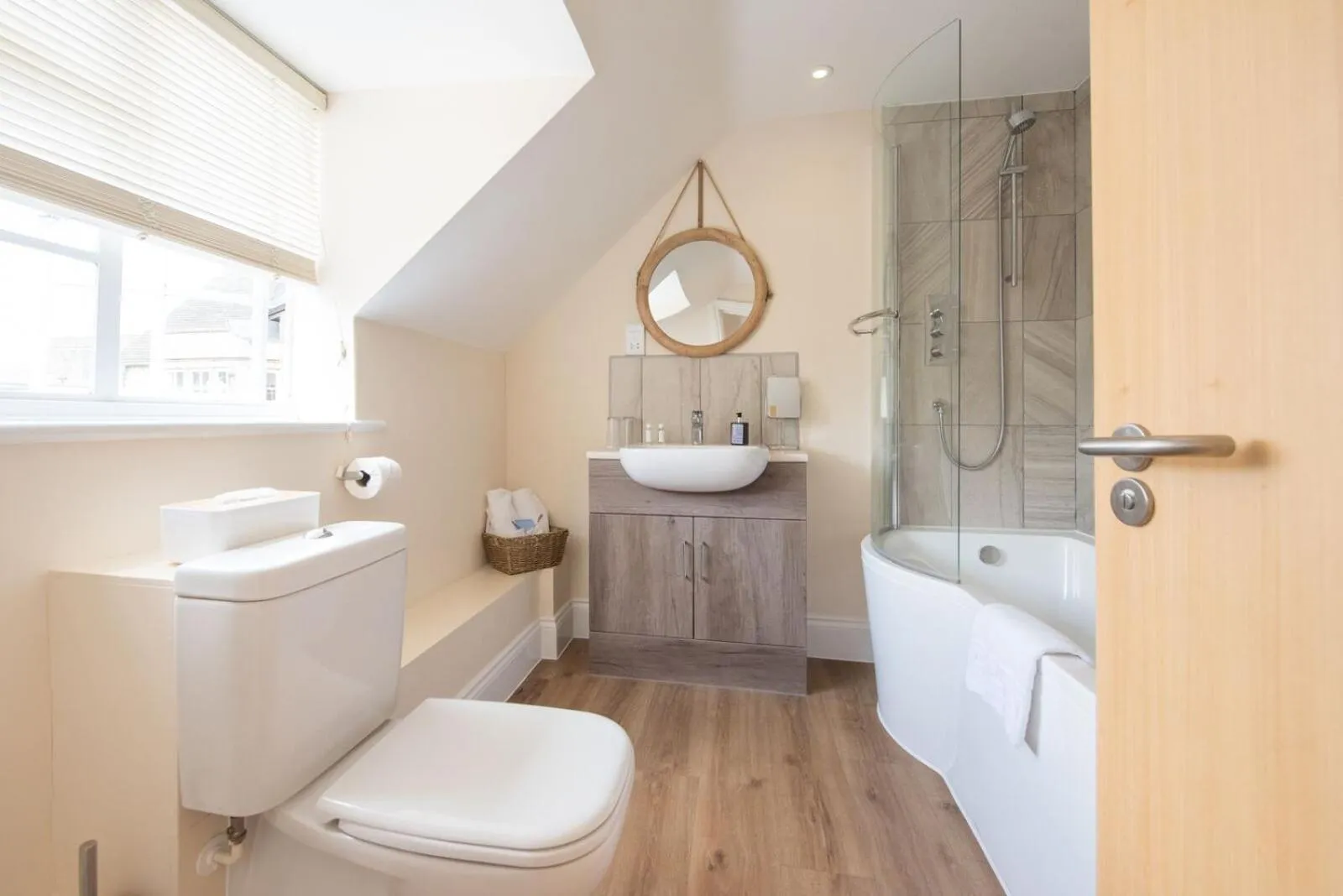 The Lodge at Broadway