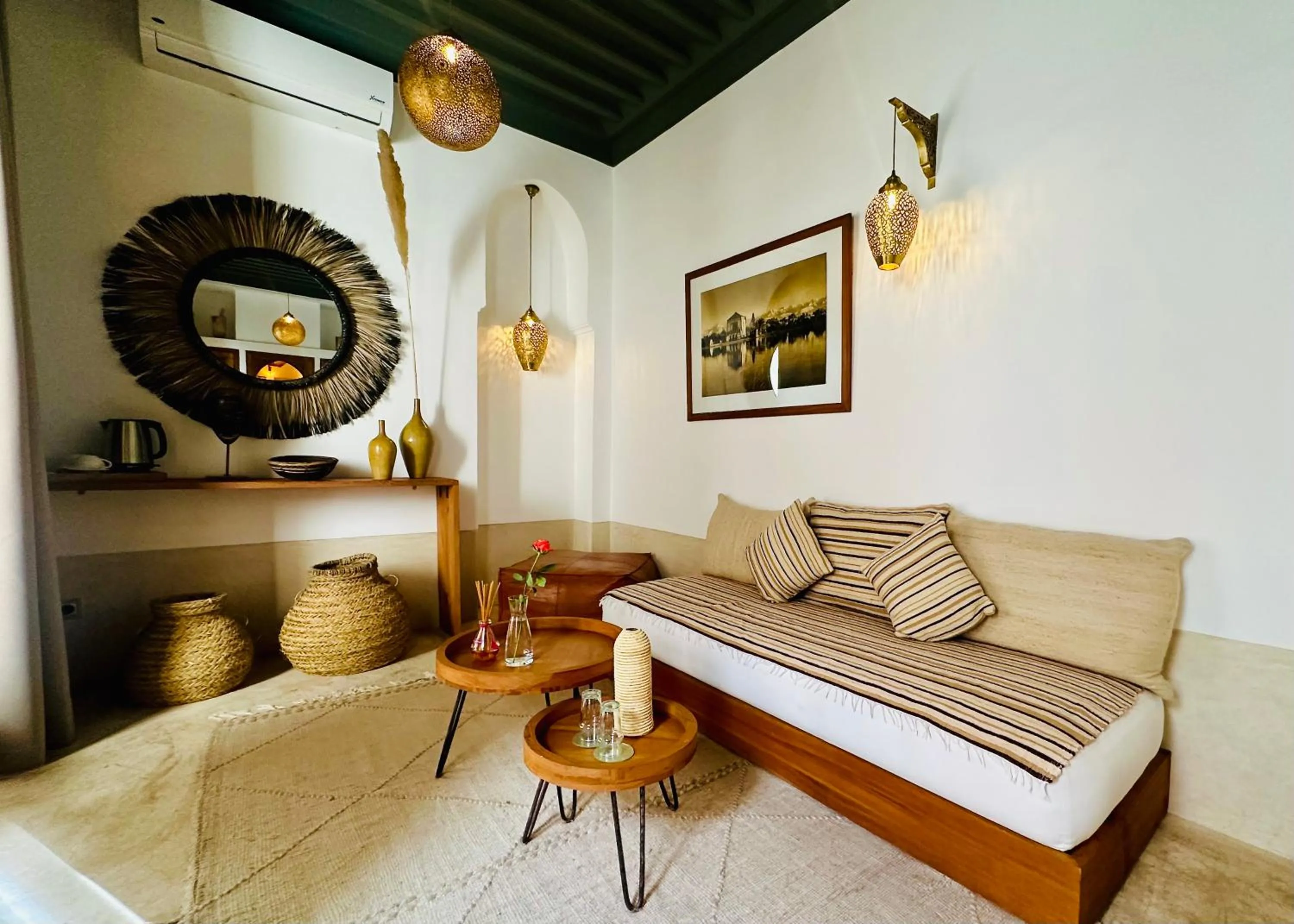 Seating area in Riad Jardin Des Sens & Spa