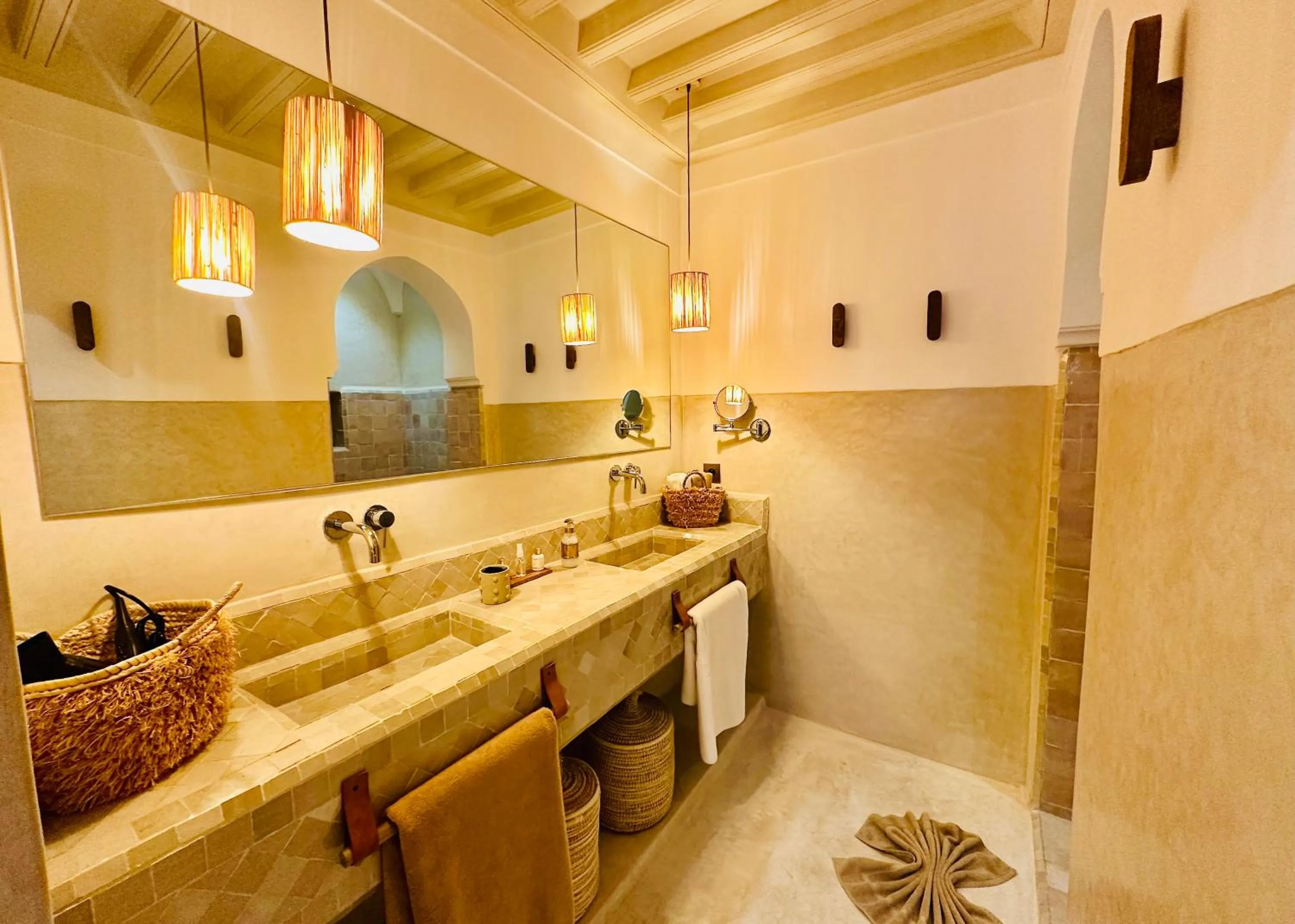 Bathroom in Riad Jardin Des Sens & Spa