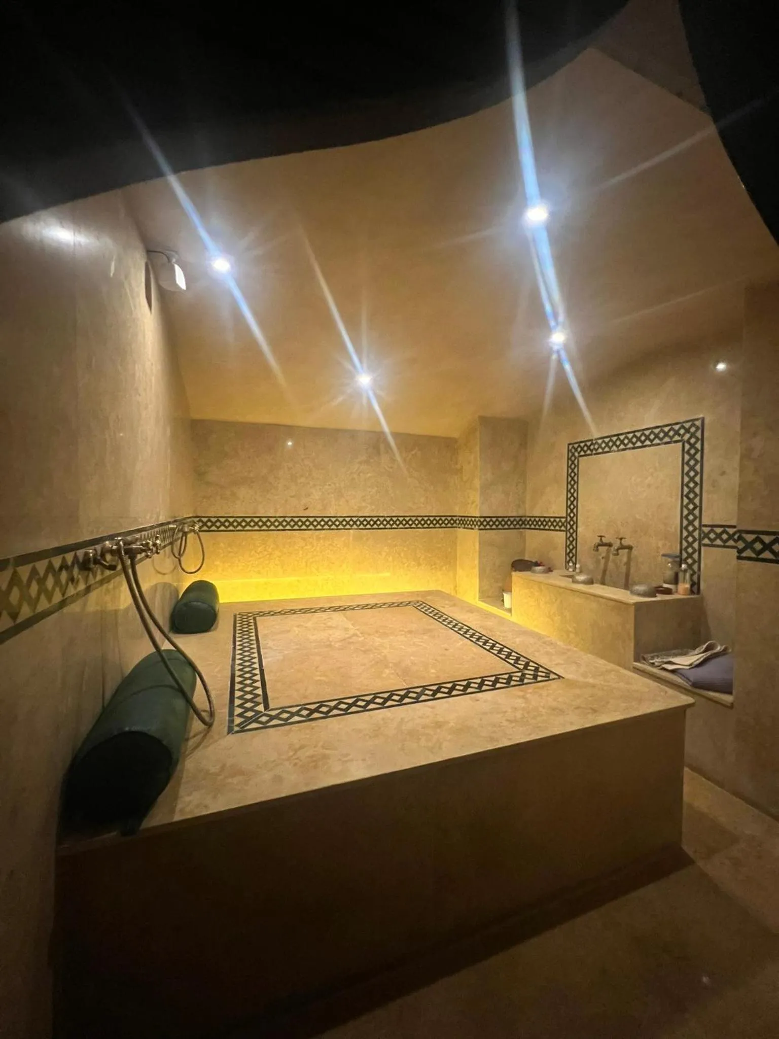 Riad Palais Blanc & Spa
