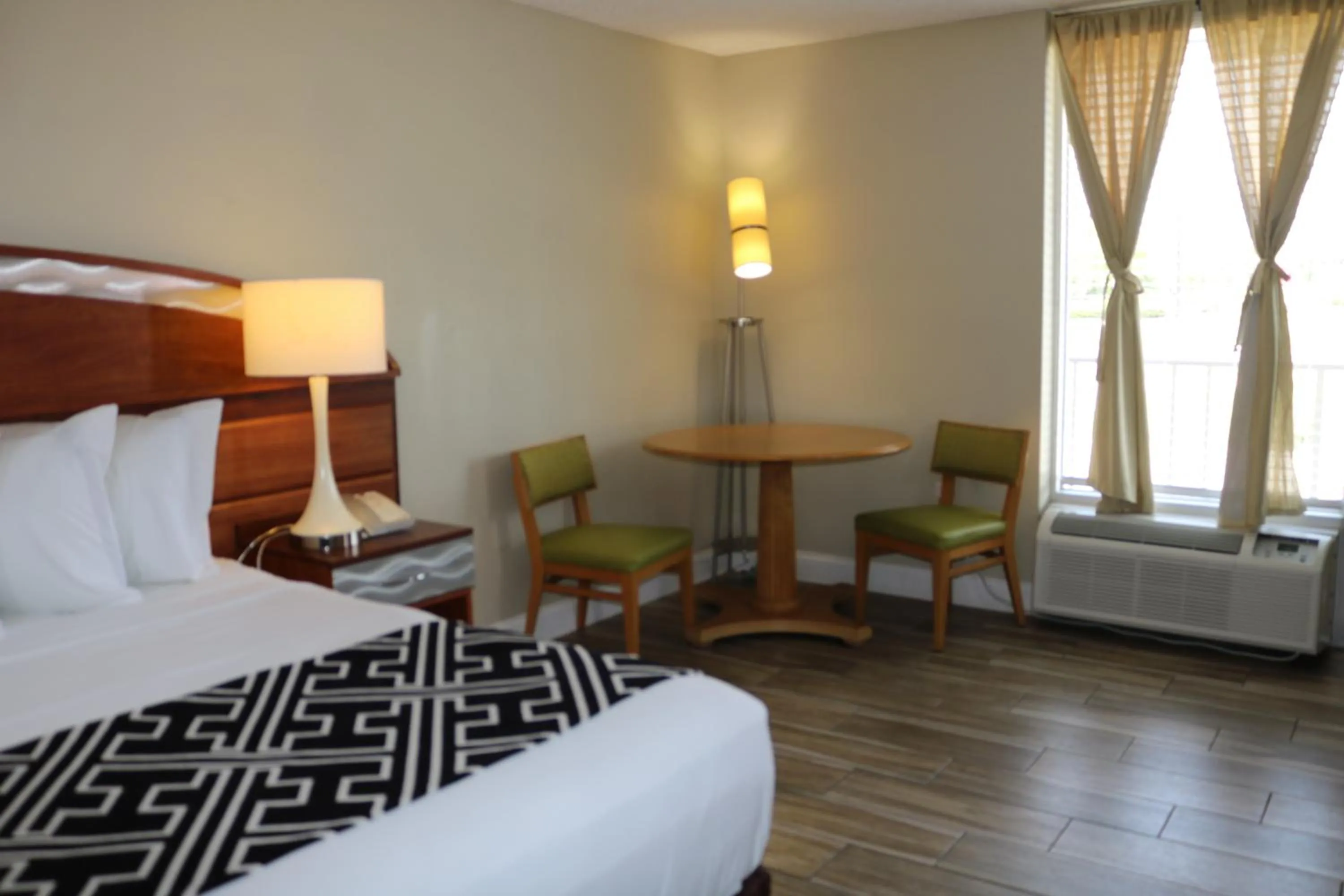furniture, Bed in Magic Key - Near Disney