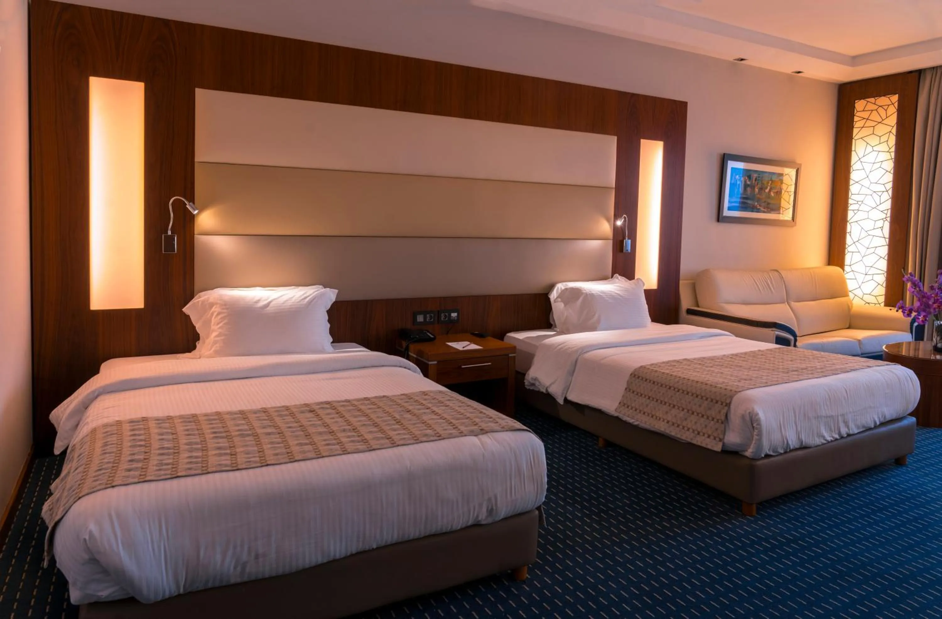 Photo of the whole room in Royal Tulip Skikda