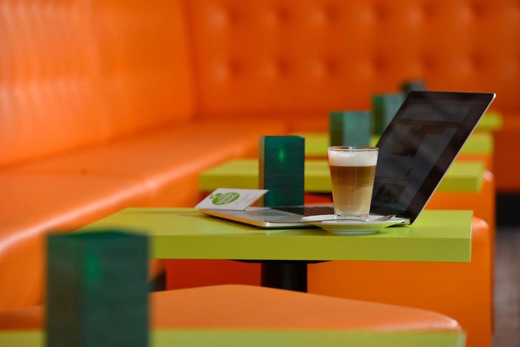 Lounge or bar in SleepySleepy Hotel Gießen