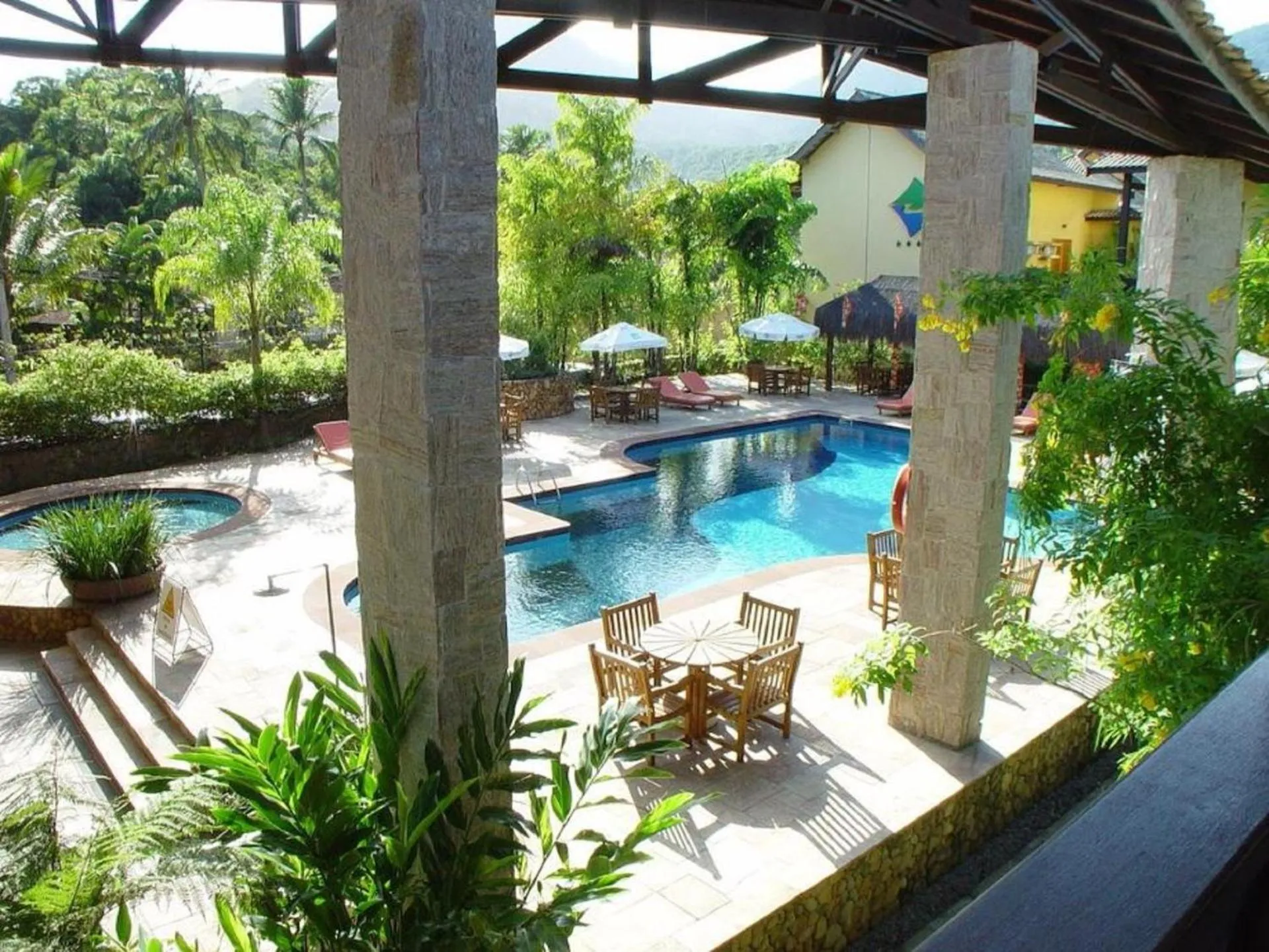 Pool view in Suite Ilhaflat