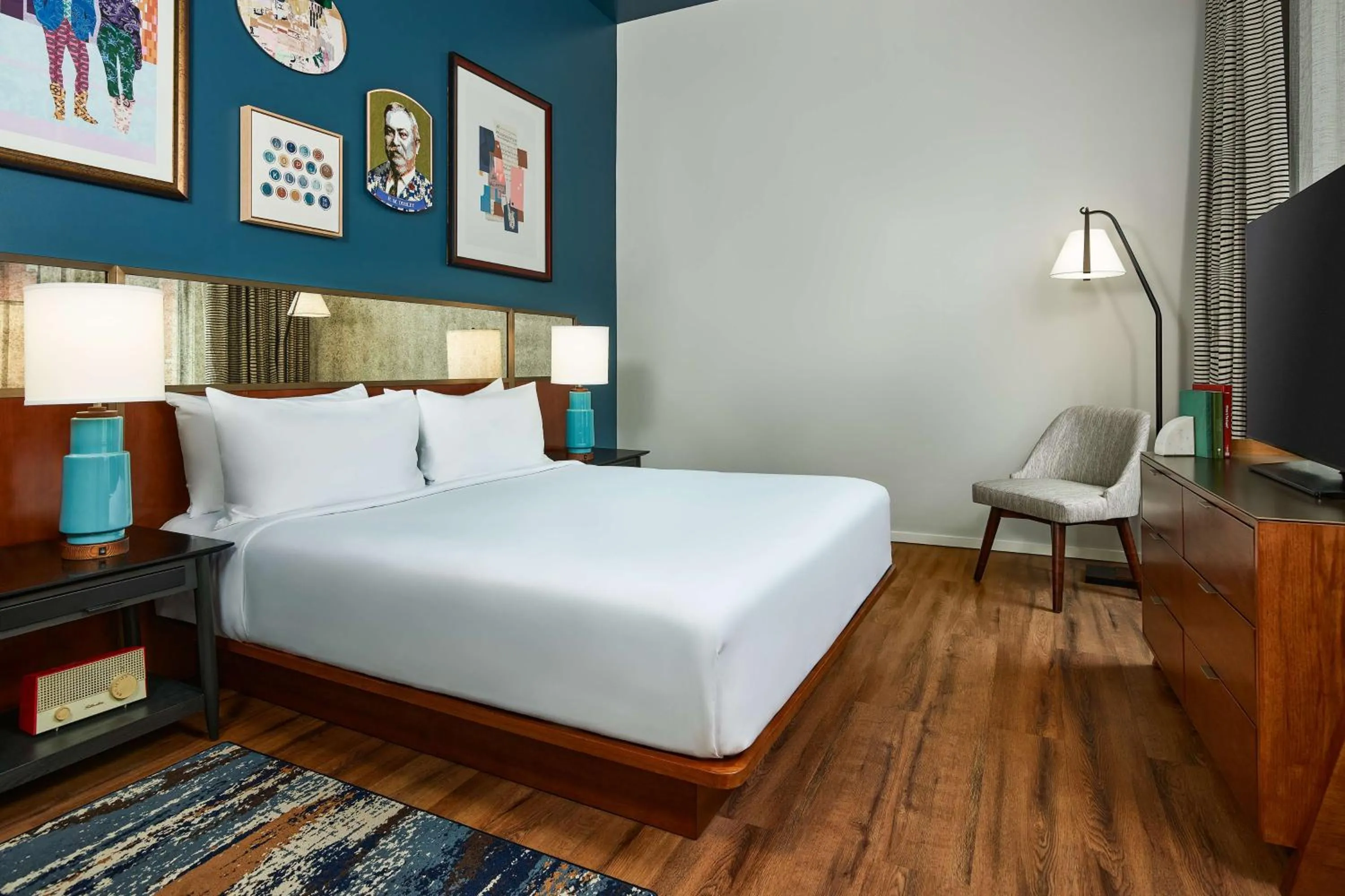 Bed in The Bankers Alley Hotel Nashville, Tapestry Collection by Hilton