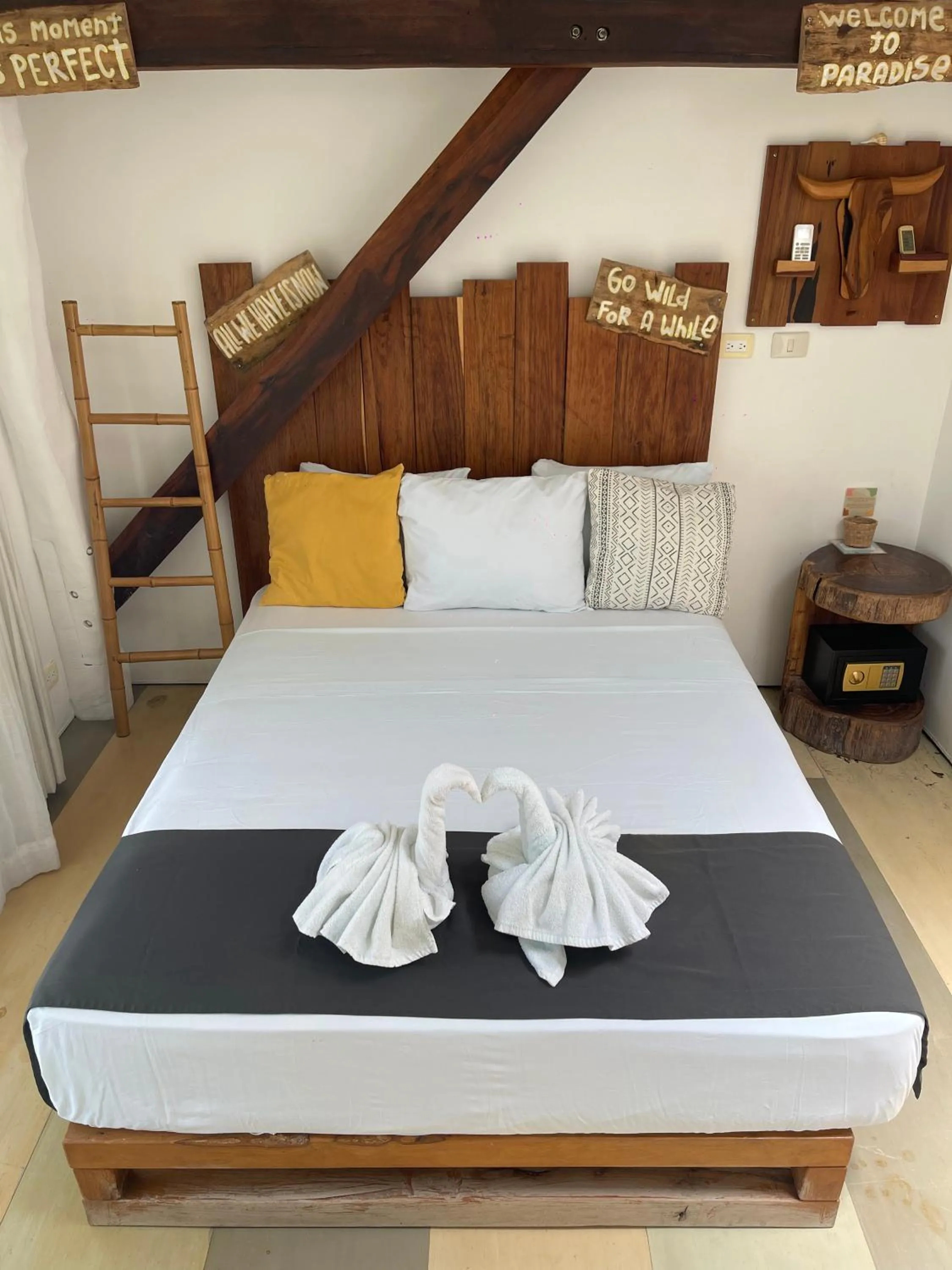 Bed in The Yak Lake House - Hostal Bacalar