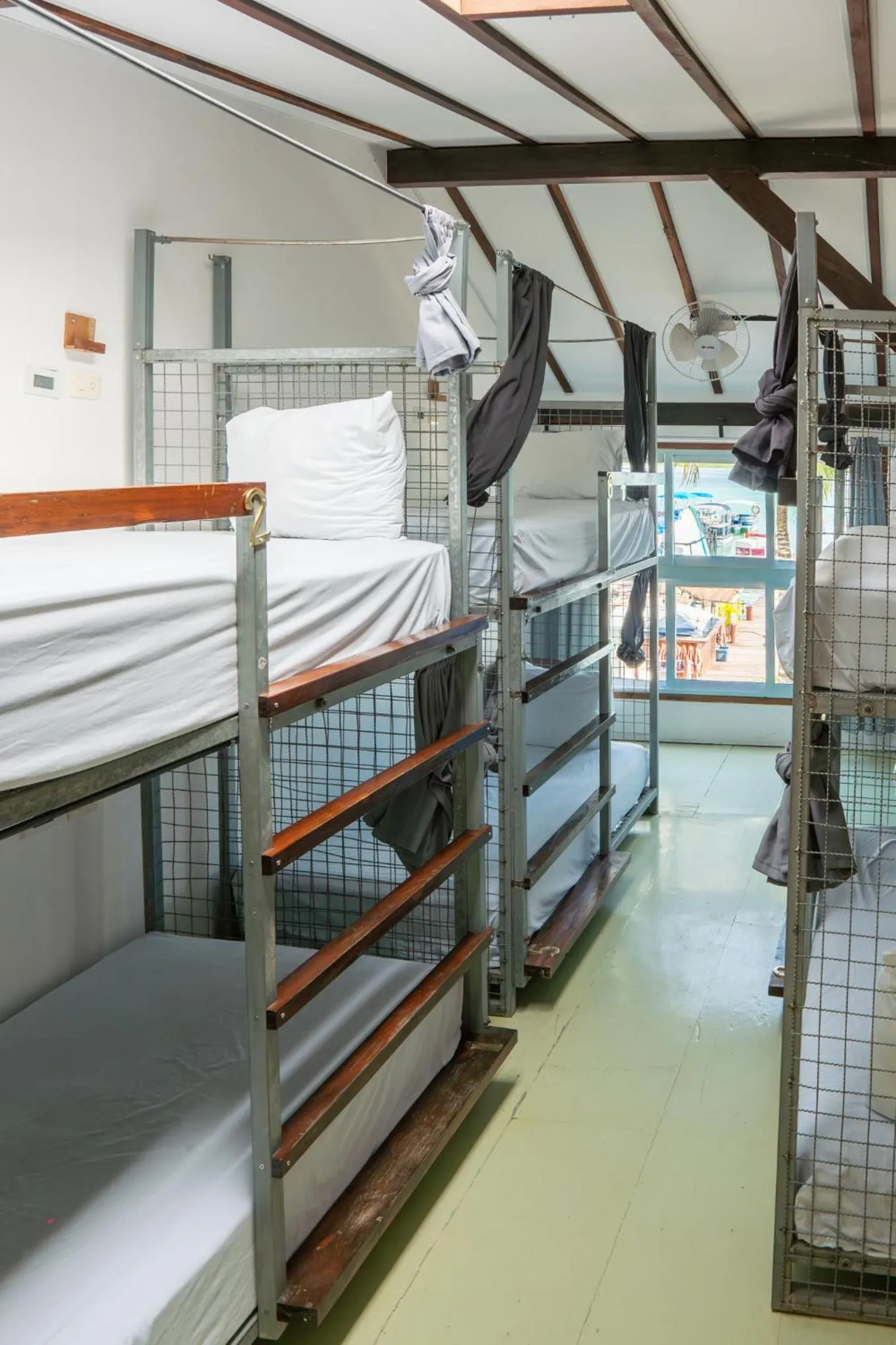 Photo of the whole room, Bed in The Yak Lake House - Hostal Bacalar