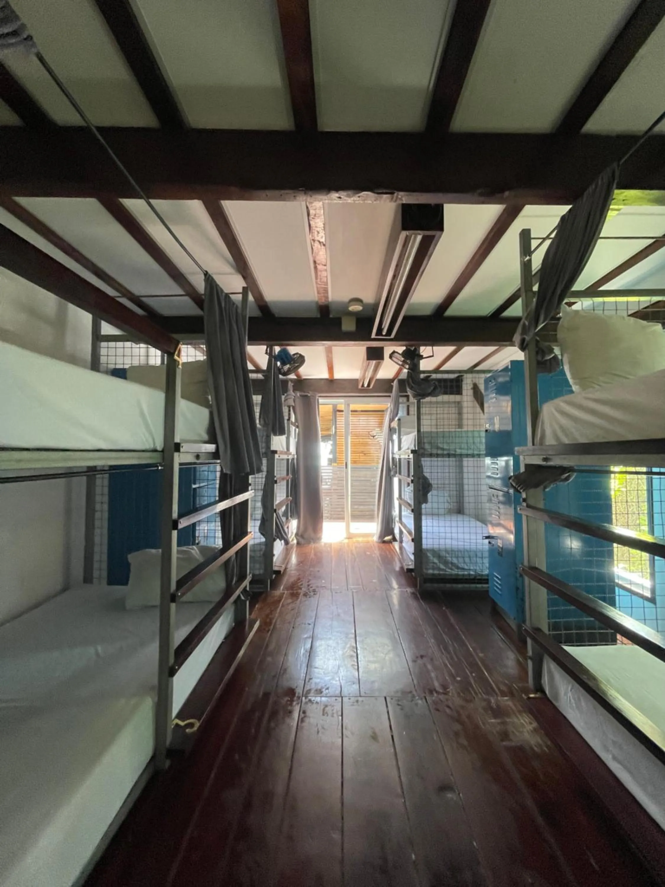 Bed in The Yak Lake House - Hostal Bacalar