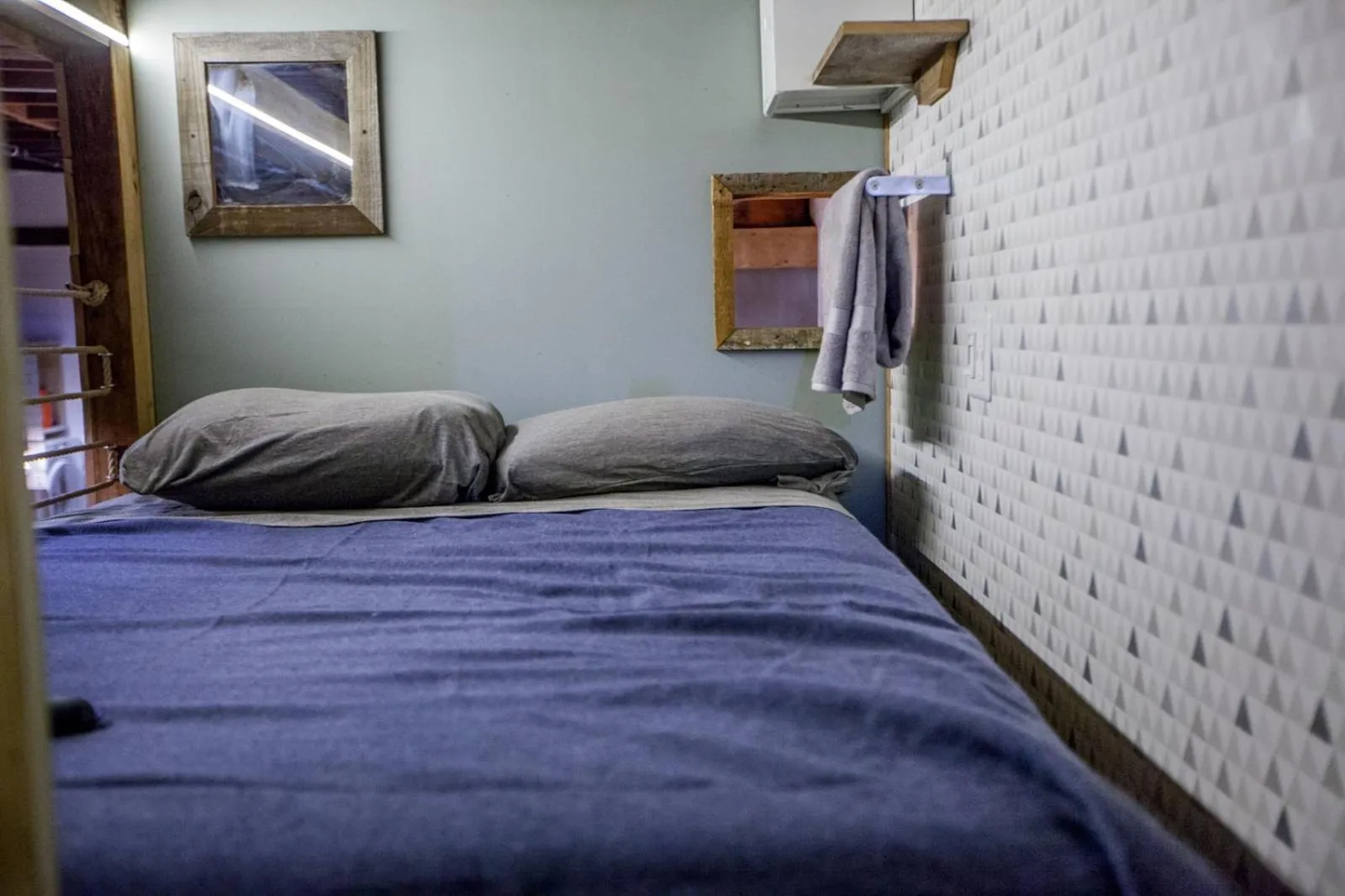 Bed in PodShare East Hollywood