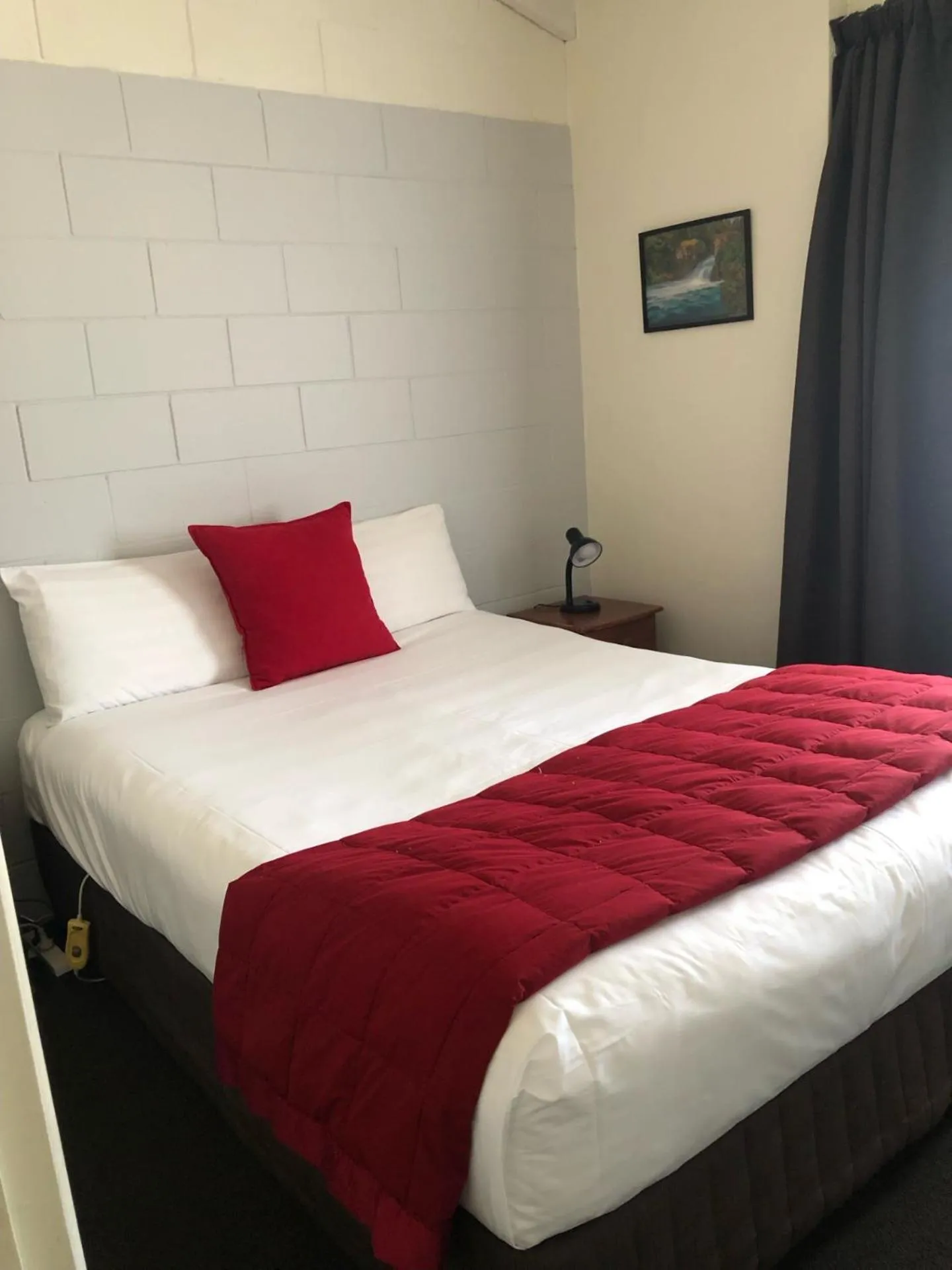 Bed in Rosetown Motel