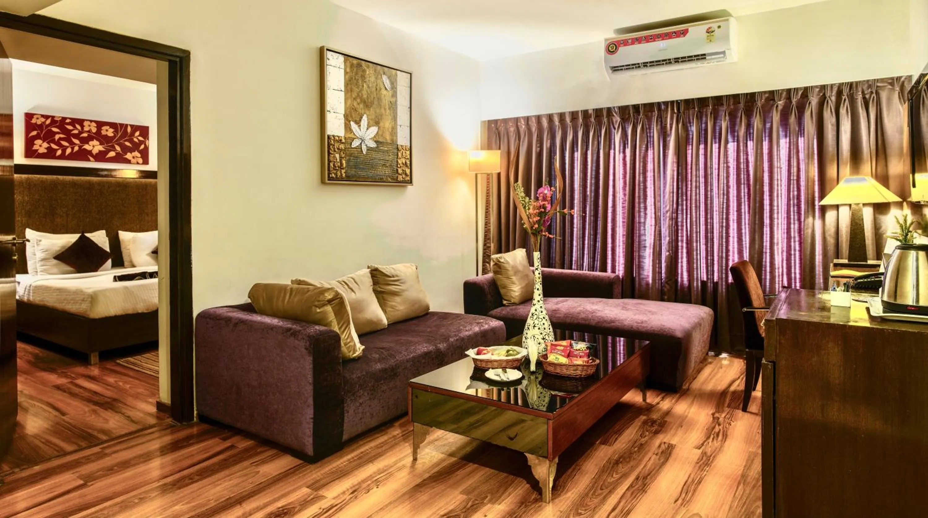 Bed in Gis Select Banjara Hill