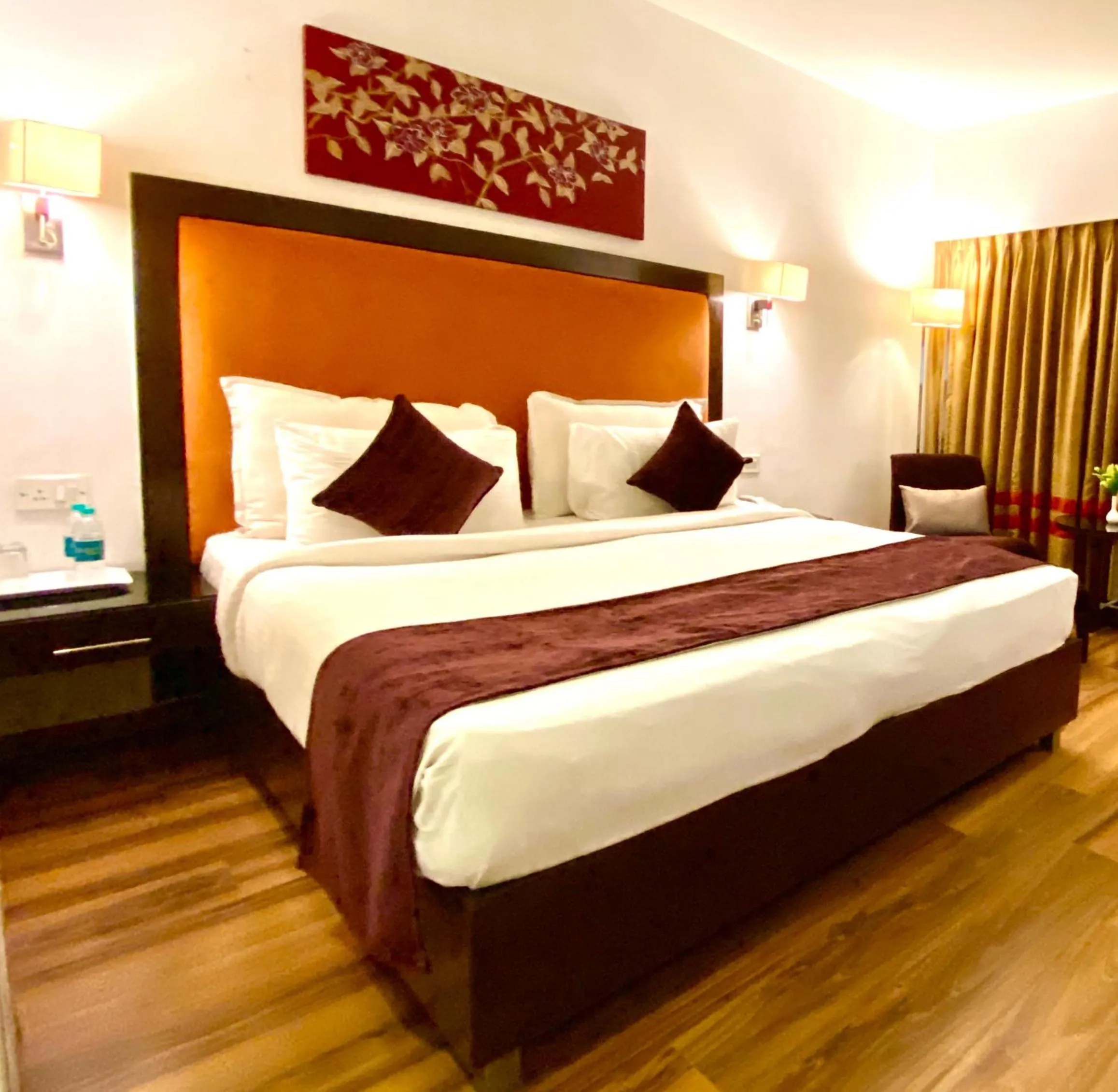 Bed in Gis Select Banjara Hill