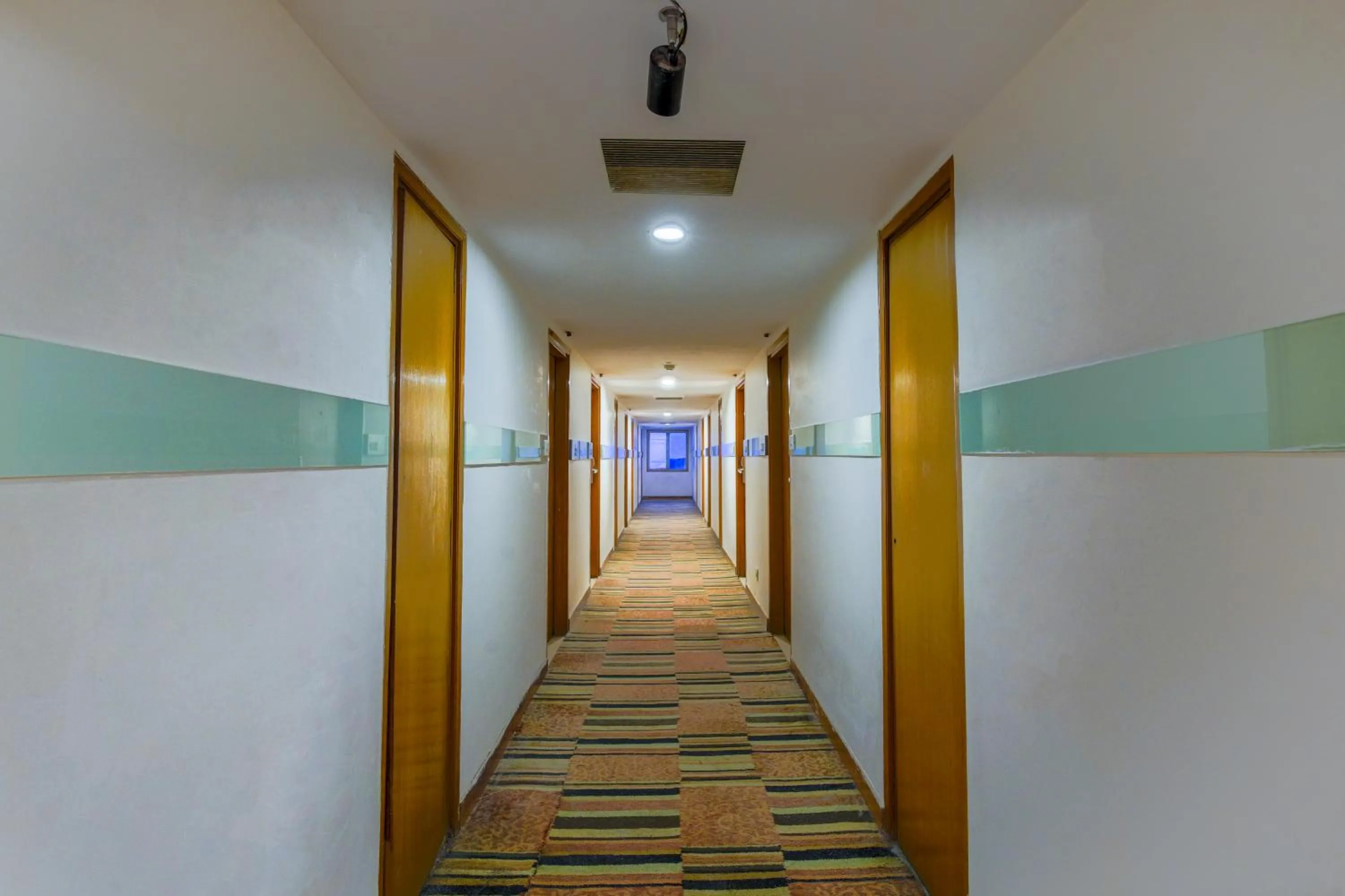 Gis Select Banjara Hill