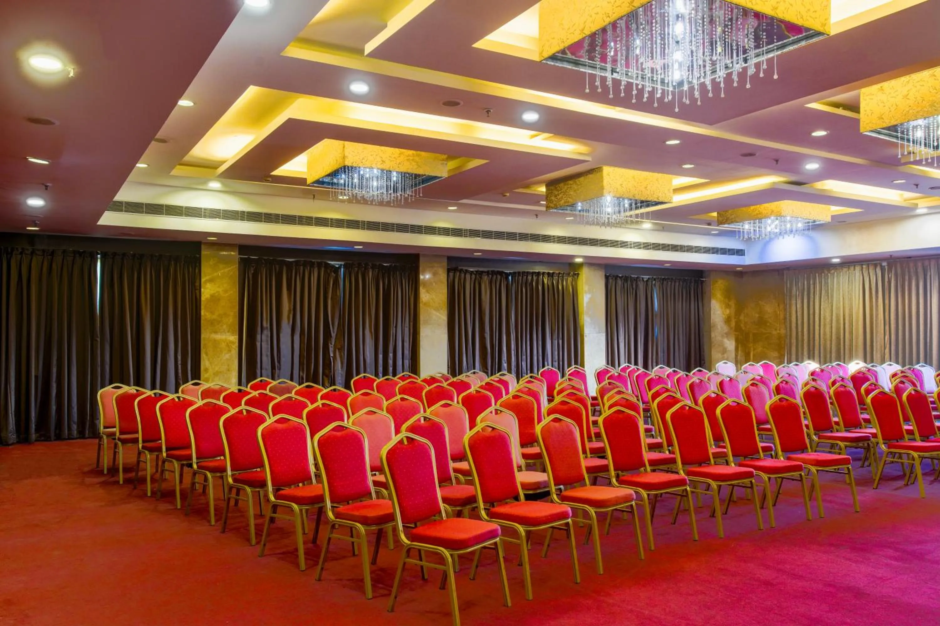 Gis Select Banjara Hill