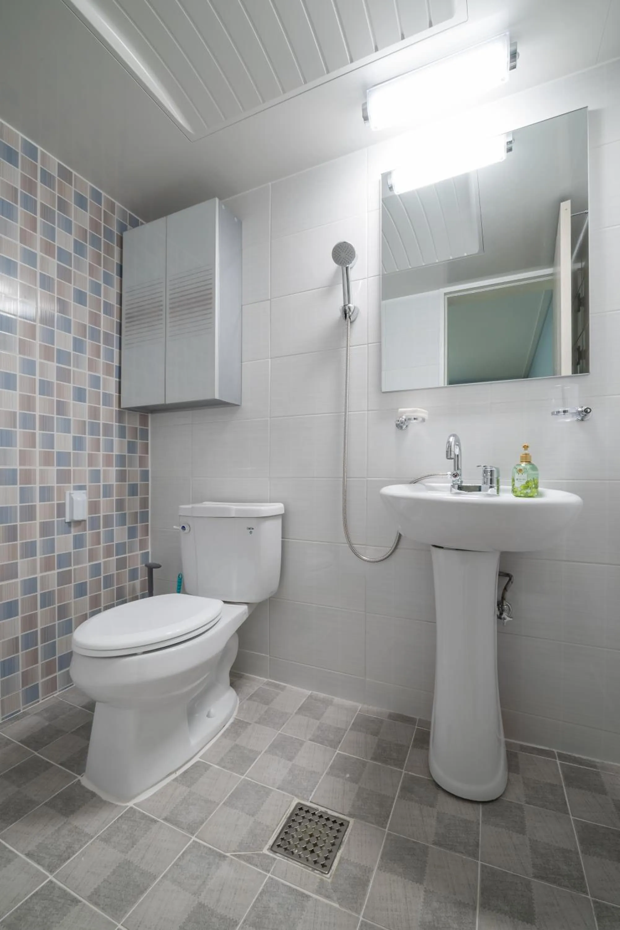 Shower in DreamTrip Guesthouse