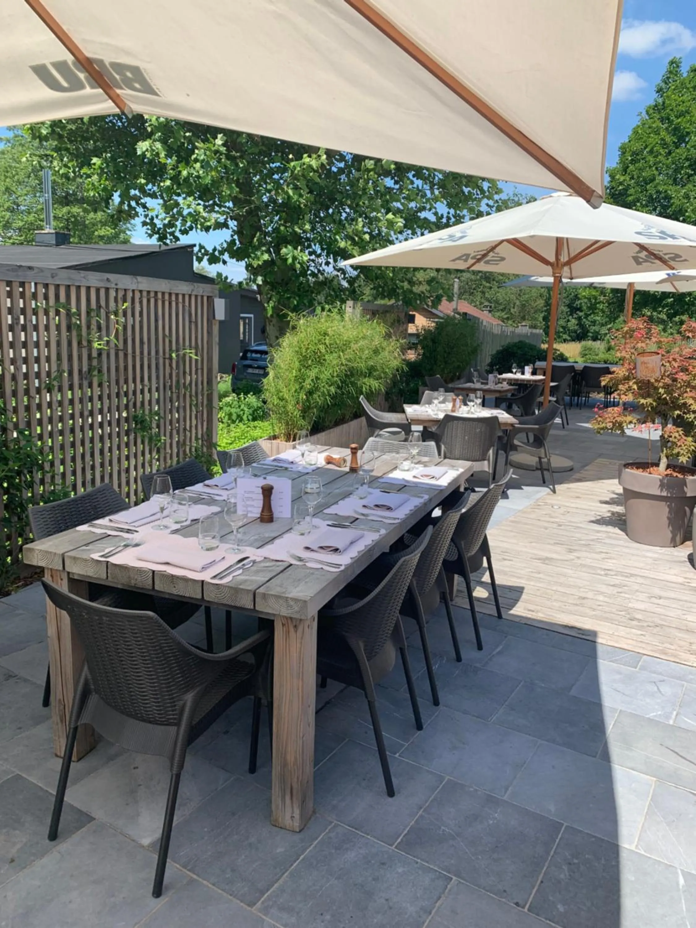 Patio in Auberge la Hutte Lurette