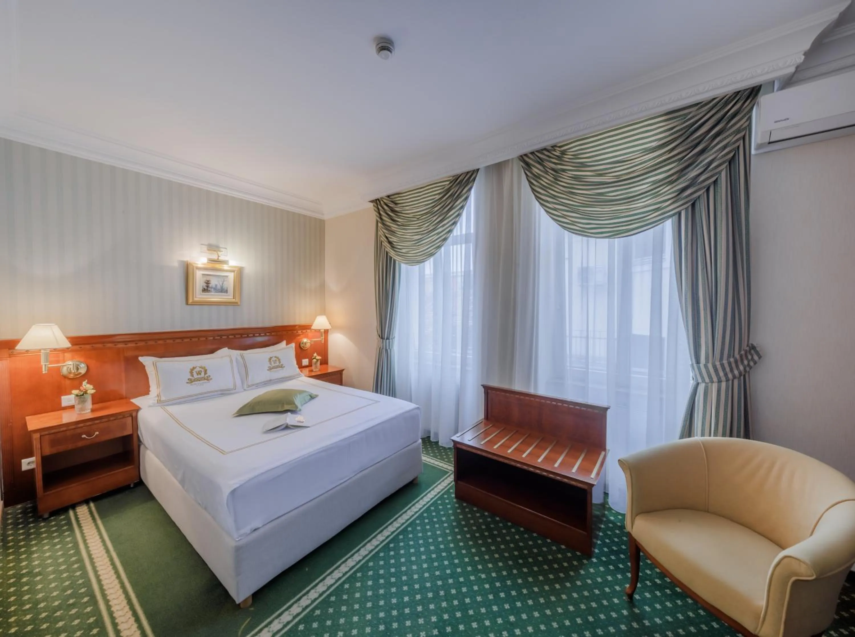 Photo of the whole room, Bed in Hotel Waldinger