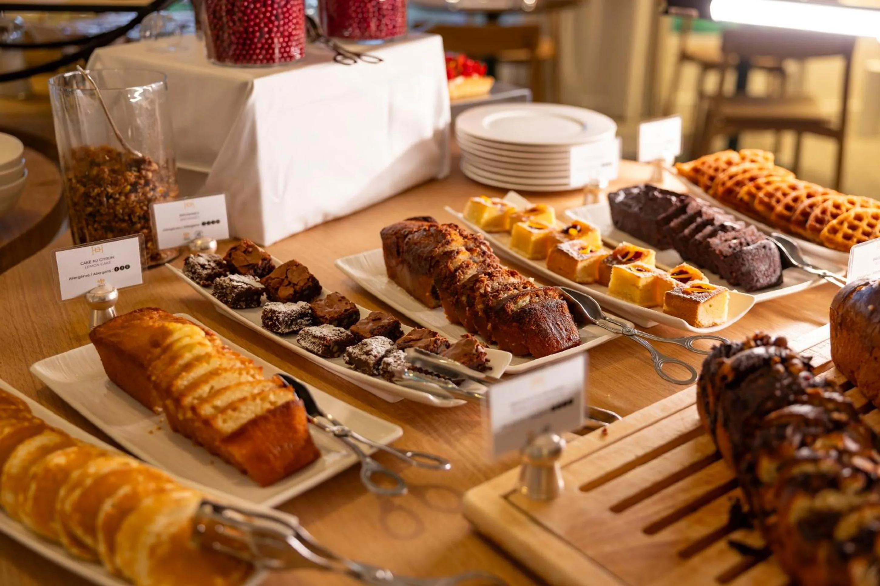 Buffet breakfast in Briqueterie Champagne, A Beauvallon Hotel & Spa