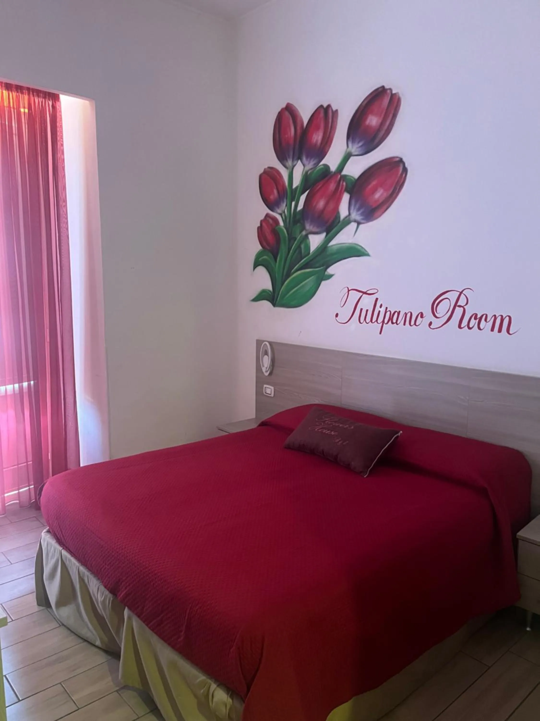 Bed in B&B Flower's House